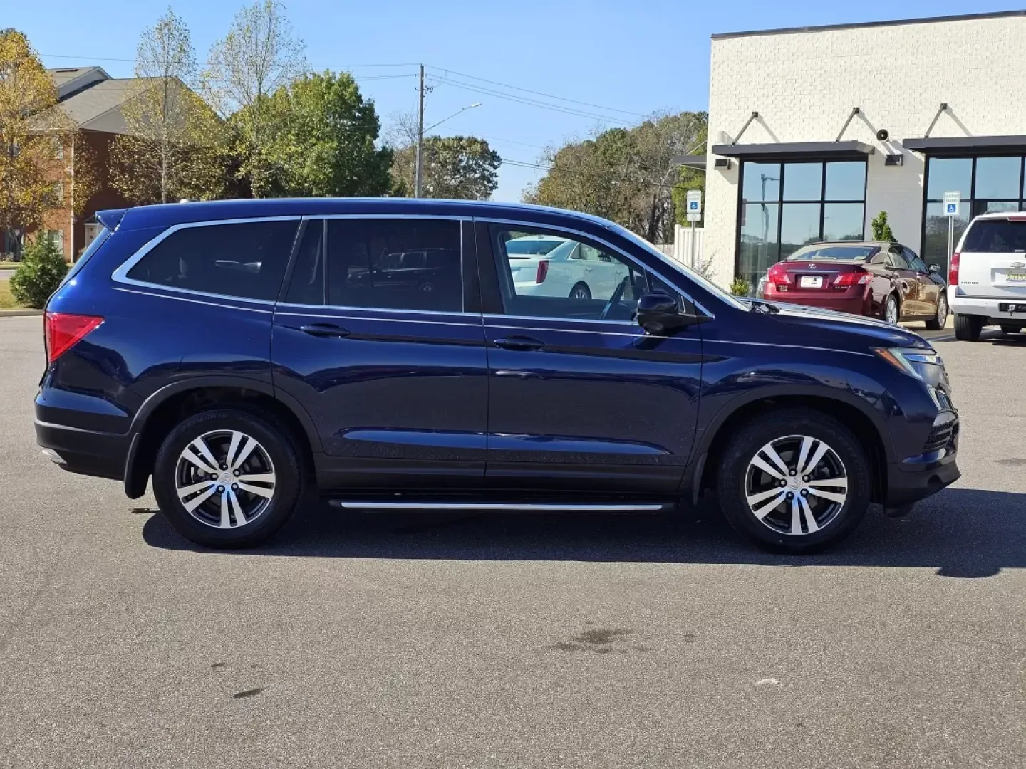 2016 Honda Pilot EX-L (5FNYF5H76GB) with an Other engine, located at 521 Old Farm Lane Rd, Prattville, AL, 36066, (334) 325-1505, 32.482460, -86.416367 - Are you ready to elevate your family's adventures in comfort and style? Look no further than this stunning 2016 Honda Pilot EX-L, available now at Gils Auto in Prattville, AL! With its spacious interior and advanced features, this SUV is perfect for growing families or anyone looking to tackle weeke - Photo#3