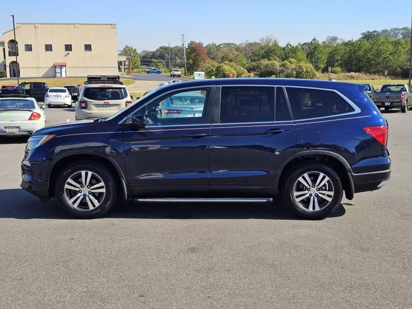 2016 Honda Pilot EX-L (5FNYF5H76GB) with an Other engine, located at 521 Old Farm Lane Rd, Prattville, AL, 36066, (334) 325-1505, 32.482460, -86.416367 - Are you ready to elevate your family's adventures in comfort and style? Look no further than this stunning 2016 Honda Pilot EX-L, available now at Gils Auto in Prattville, AL! With its spacious interior and advanced features, this SUV is perfect for growing families or anyone looking to tackle weeke - Photo#7