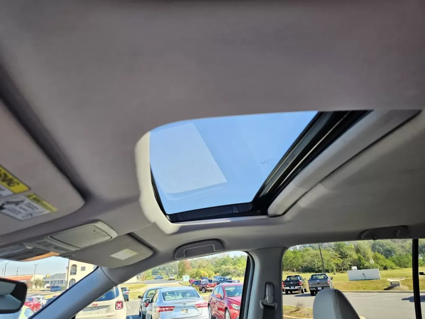 2016 Honda Pilot EX-L (5FNYF5H76GB) with an Other engine, located at 521 Old Farm Lane Rd, Prattville, AL, 36066, (334) 325-1505, 32.482460, -86.416367 - Are you ready to elevate your family's adventures in comfort and style? Look no further than this stunning 2016 Honda Pilot EX-L, available now at Gils Auto in Prattville, AL! With its spacious interior and advanced features, this SUV is perfect for growing families or anyone looking to tackle weeke - Photo#10