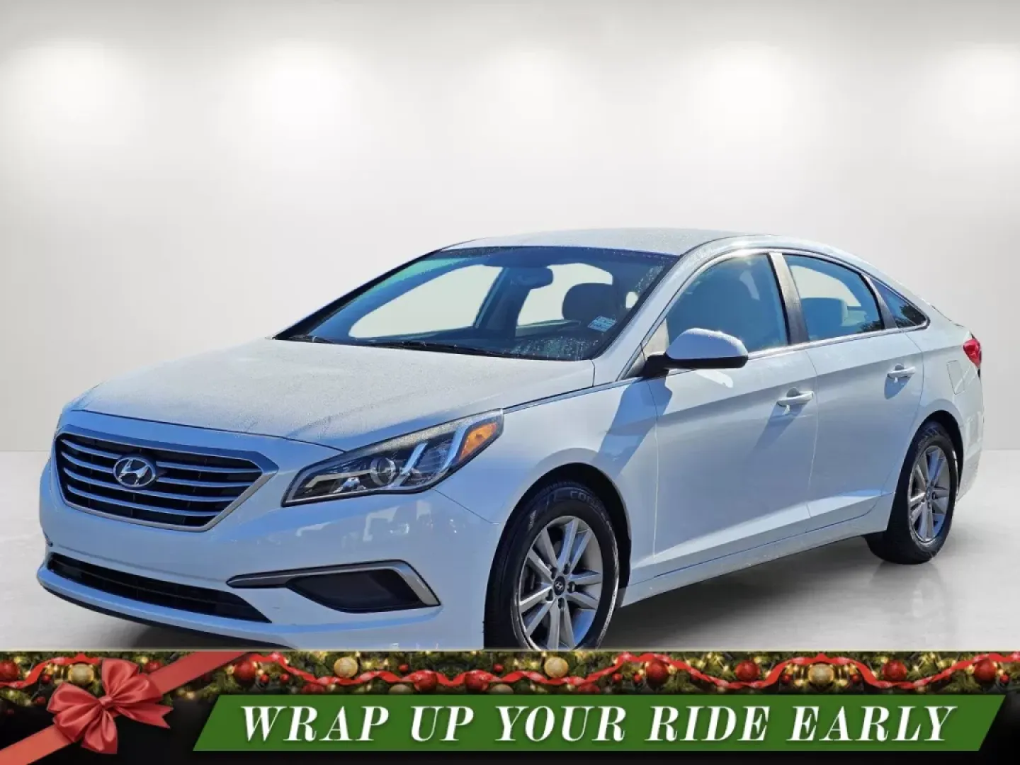 2016 /Gray Hyundai Sonata 2.4L SE (5NPE24AF6GH) with an Other engine, located at 7000 Northlake Connector, Columbus, GA, 31904, (706) 987-8085, 32.524975, -84.978134 - **Experience Life on the Road in Style with This 2016 Hyundai Sonata**<br /> <br /> Are you searching for the perfect sedan that combines reliability, style, and affordability? Look no further than this stunning 2016 Hyundai Sonata, available now at Gils Auto in Phenix City, AL. This vehicle is idea - Photo#0