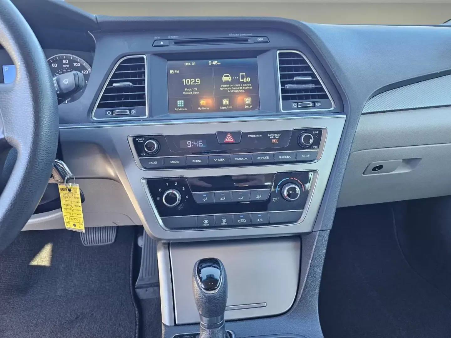 2016 /Gray Hyundai Sonata 2.4L SE (5NPE24AF6GH) with an Other engine, located at 7000 Northlake Connector, Columbus, GA, 31904, (706) 987-8085, 32.524975, -84.978134 - **Experience Life on the Road in Style with This 2016 Hyundai Sonata**<br /> <br /> Are you searching for the perfect sedan that combines reliability, style, and affordability? Look no further than this stunning 2016 Hyundai Sonata, available now at Gils Auto in Phenix City, AL. This vehicle is idea - Photo#11