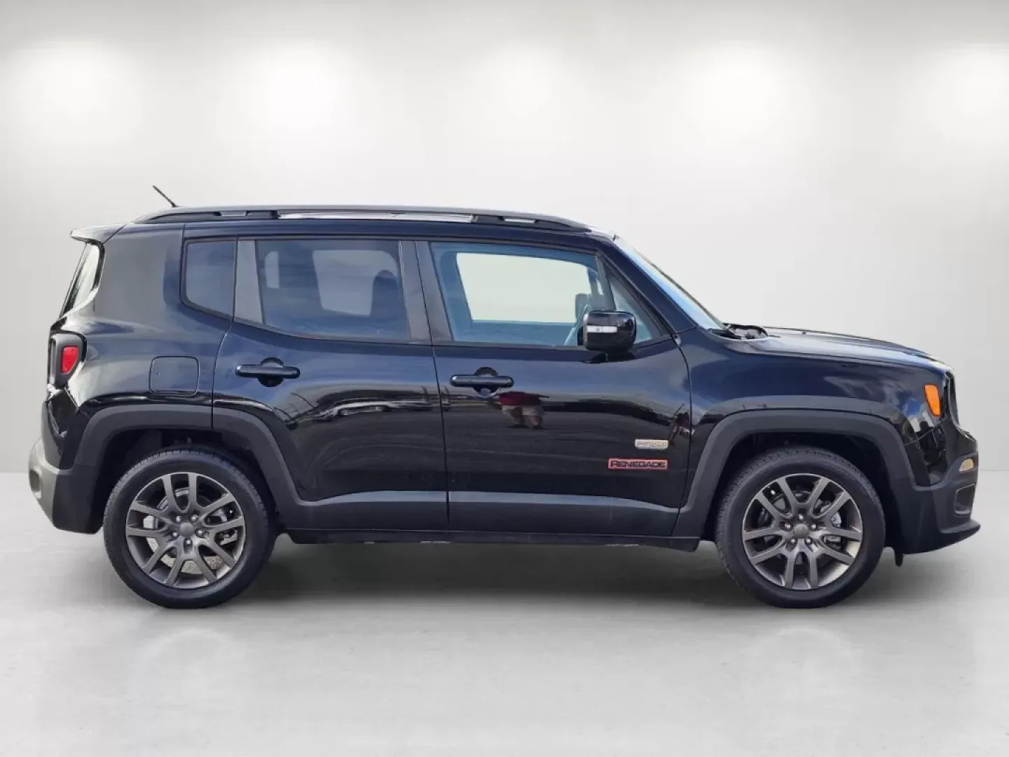 2016 /Black Jeep Renegade 75th Anniversary (ZACCJABTXGP) with an Other engine, located at 3959 U.S. 80 W, Phenix City, AL, 36870, (334) 297-4885, 32.469296, -85.135185 - ### Adventure Awaits: Own the 2016 Jeep Renegade 75th Anniversary at Gils Auto!<br /> <br /> If you're seeking a vehicle that perfectly balances style, functionality, and a true spirit of adventure, look no further than the **2016 Jeep Renegade 75th Anniversary** edition. Ideal for weekend getaways - Photo#4