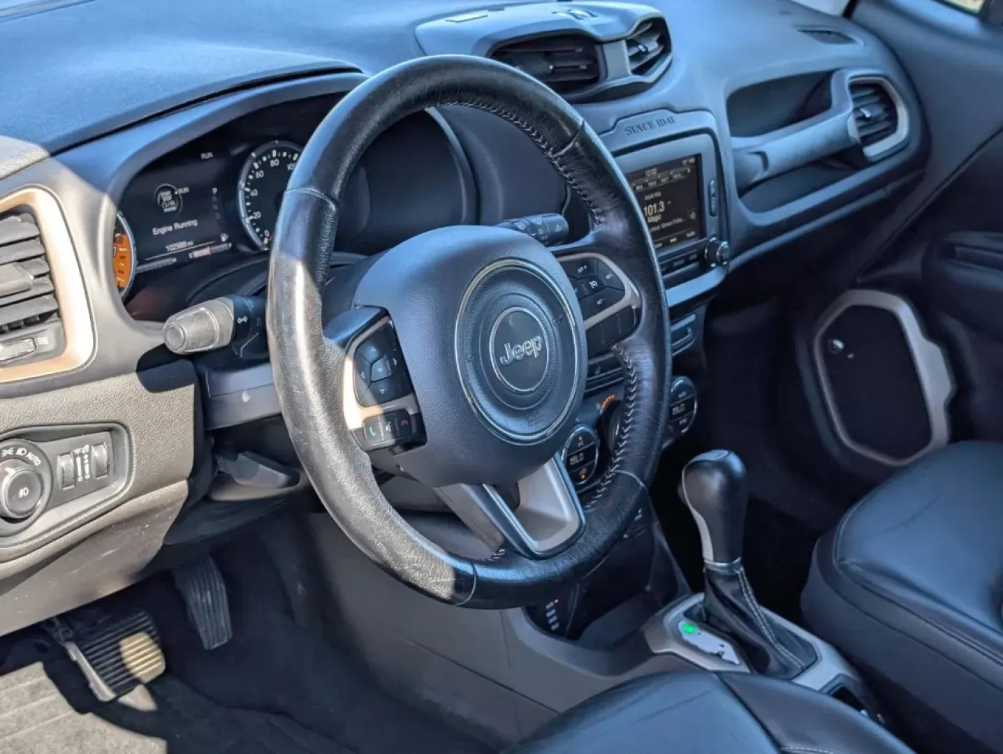 2016 /Black Jeep Renegade Limited (ZACCJBDT2GP) with an Other engine, located at 521 Old Farm Lane Rd, Prattville, AL, 36066, (334) 325-1505, 32.482460, -86.416367 - **Explore the Great Outdoors with the 2016 Jeep Renegade Limited - Your Adventure Awaits!**<br /> <br /> Are you ready to elevate your weekend adventures? The 2016 Jeep Renegade Limited is the perfect companion for those who crave the thrill of exploration while enjoying the comforts of a modern cro - Photo#10