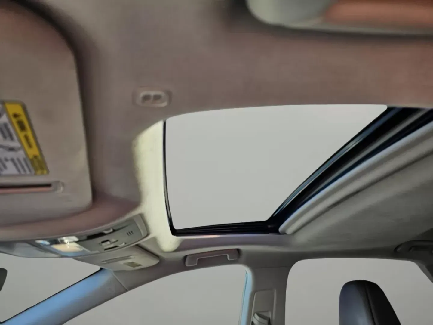 2016 Lexus RX 350 (2T2BZMCA6GC) with an Other engine, located at 5115 14th Ave., Columbus, GA, 31904, (706) 323-0345, 32.511494, -84.971046 - **Discover the Perfect Blend of Luxury and Utility with This 2016 Lexus RX 350!**<br /> <br /> Are you on the hunt for an SUV that effortlessly combines luxury with functionality? Look no further than this stunning 2016 Lexus RX 350, available now at Gils Auto in Phenix City, AL. Whether you're comm - Photo#9