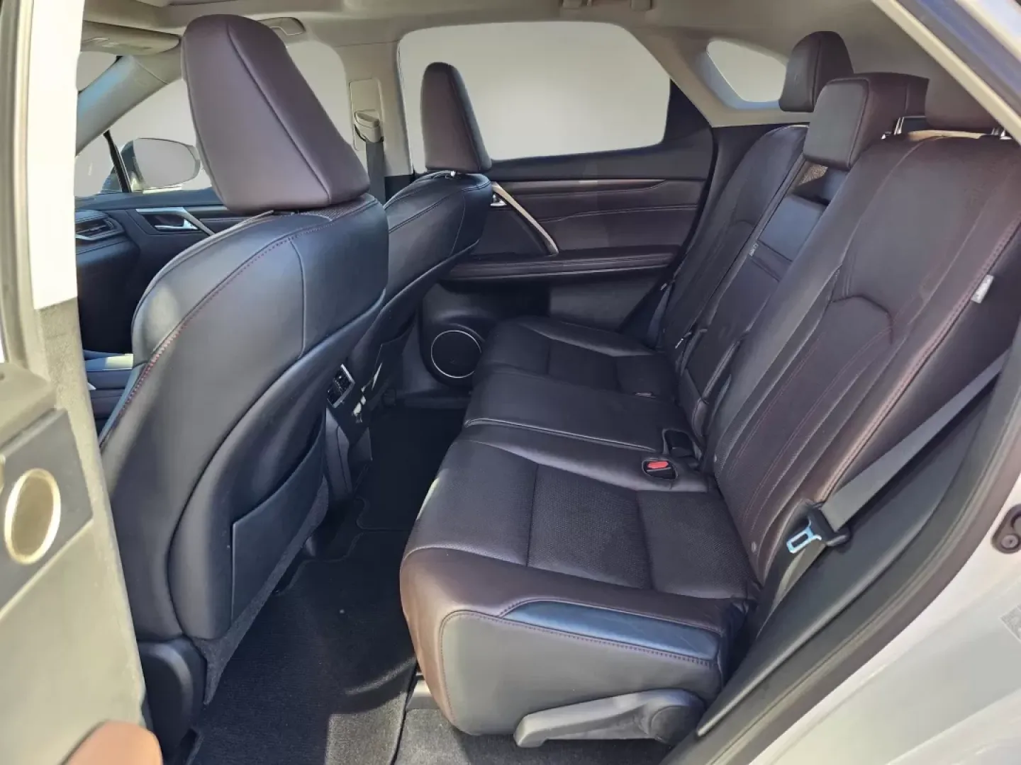 2016 Lexus RX 350 (2T2BZMCA6GC) with an Other engine, located at 5115 14th Ave., Columbus, GA, 31904, (706) 323-0345, 32.511494, -84.971046 - **Discover the Perfect Blend of Luxury and Utility with This 2016 Lexus RX 350!**<br /> <br /> Are you on the hunt for an SUV that effortlessly combines luxury with functionality? Look no further than this stunning 2016 Lexus RX 350, available now at Gils Auto in Phenix City, AL. Whether you're comm - Photo#13