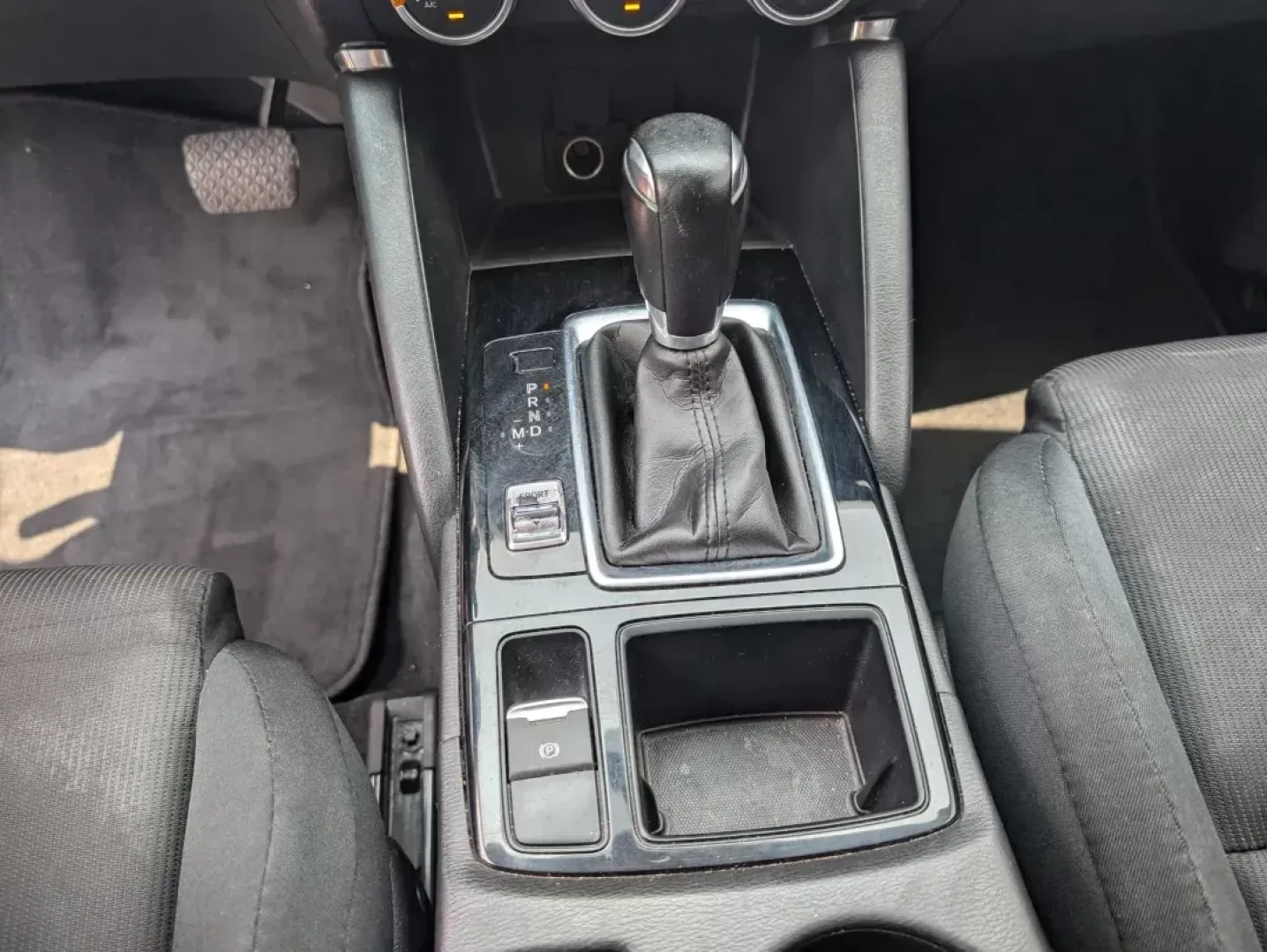 2016 /Black Mazda CX-5 Sport (JM3KE2BY6G0) with an Other engine, located at 804 22nd Ave, Phenix City, AL, 36870, (334) 297-1860, 32.484749, -85.024475 - **Elevate Your Commute with the 2016 Mazda CX-5 Sport: Perfect for Phenix City Adventures!**<br /> <br /> Are you ready to transform your daily commute and weekend getaways? Look no further than the stunning 2016 Mazda CX-5 Sport, now available at Gils Auto - Phenix City #2. This versatile SUV combi - Photo#13
