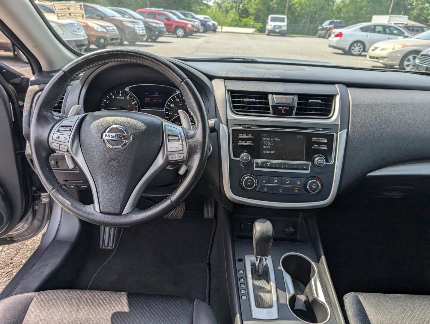 2016 /Charcoal Nissan Altima 2.5 SR (1N4AL3AP5GC) with an Regular Unleaded I-4 2.5 L/152 engine, 1-Speed CVT w/OD transmission, located at 3959 U.S. 80 W, Phenix City, AL, 36870, (334) 297-4885, 32.469296, -85.135185 - 2016 Nissan Altima 2.5 SR - Photo#12