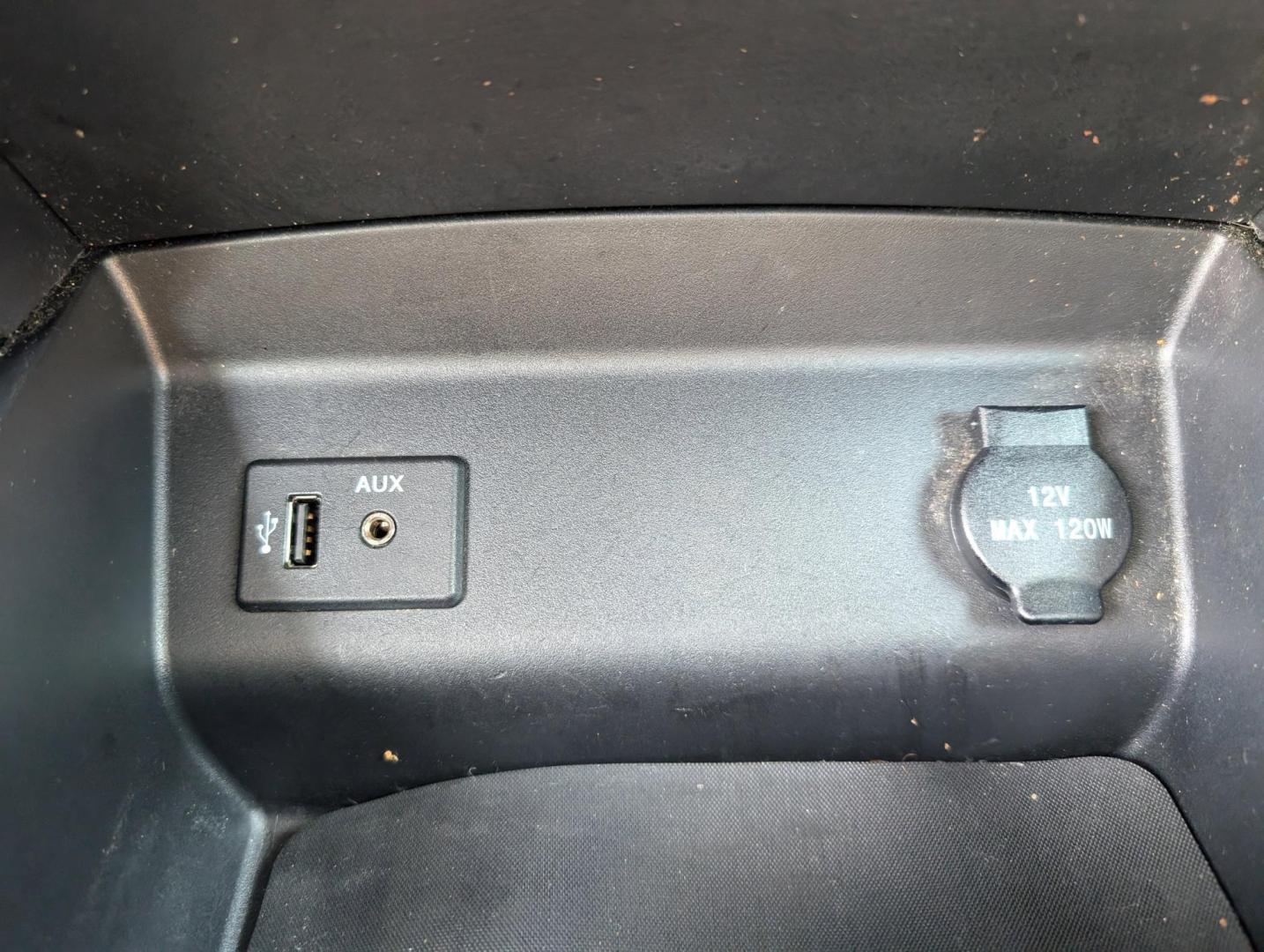 2016 /Charcoal Nissan Altima 2.5 SR (1N4AL3AP5GC) with an Regular Unleaded I-4 2.5 L/152 engine, 1-Speed CVT w/OD transmission, located at 3959 U.S. 80 W, Phenix City, AL, 36870, (334) 297-4885, 32.469296, -85.135185 - 2016 Nissan Altima 2.5 SR - Photo#14