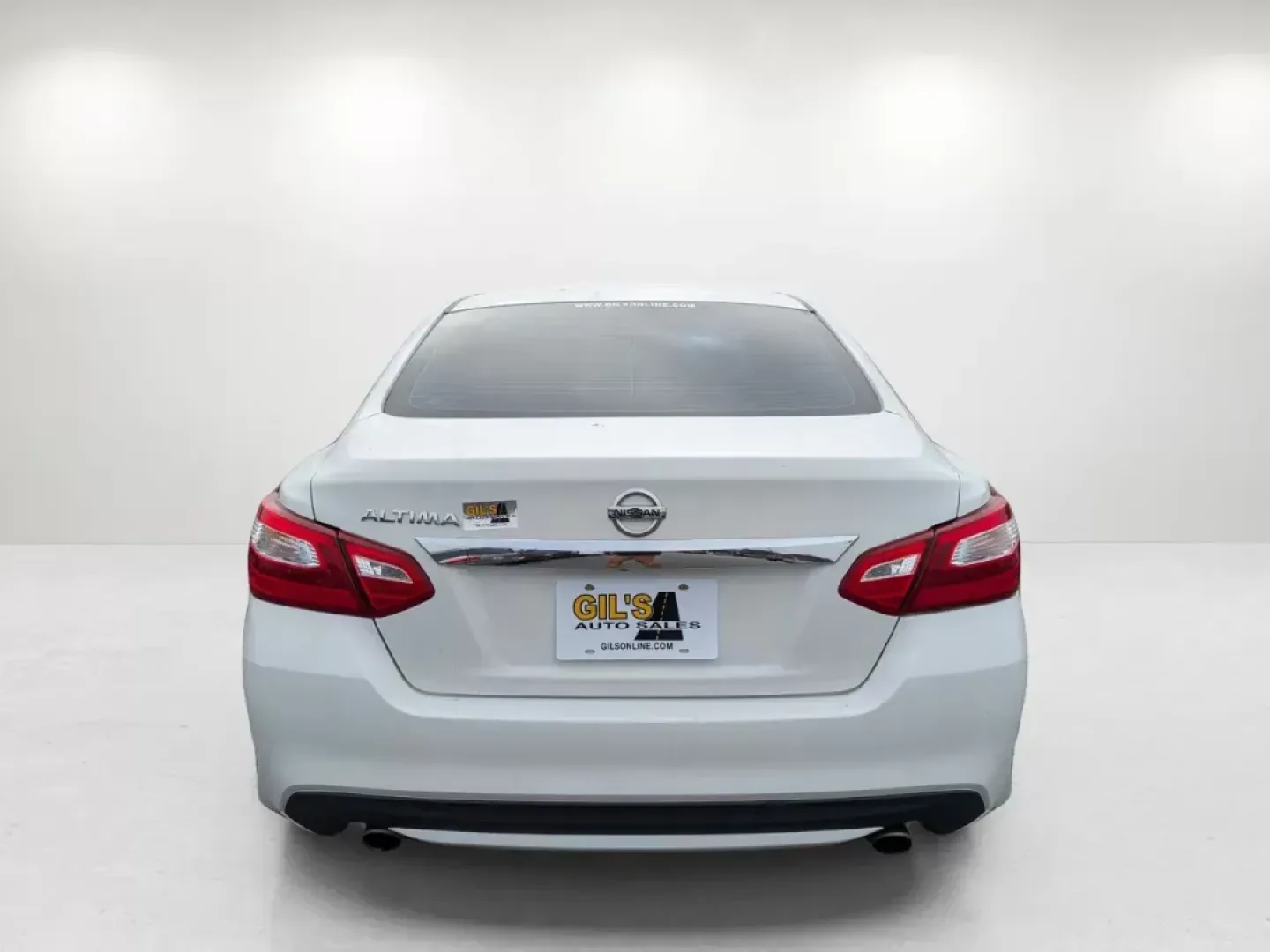 2016 Nissan Altima 2.5 (1N4AL3AP8GN) with an Regular Unleaded I-4 2.5 L/152 engine, 1-Speed CVT w/OD transmission, located at 804 22nd Ave, Phenix City, AL, 36870, (334) 297-1860, 32.484749, -85.024475 - 2016 Nissan Altima 2.5 - Photo#5