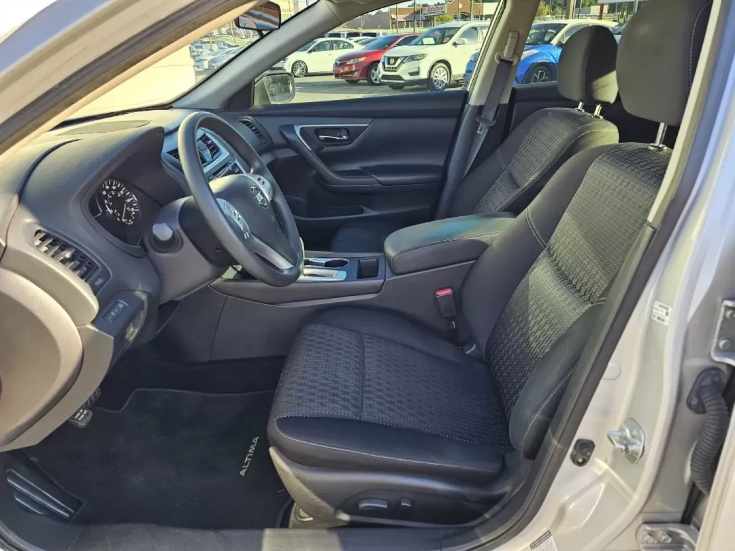 2016 /Charcoal Nissan Altima 2.5 S (1N4AL3AP3GN) with an Other engine, located at 3959 U.S. 80 W, Phenix City, AL, 36870, (334) 297-4885, 32.469296, -85.135185 - **Discover Your Perfect Daily Driver: 2016 Nissan Altima 2.5 S at Gils Auto - Phenix City**<br /> <br /> Are you searching for a reliable sedan that fits seamlessly into your busy lifestyle? Look no further than this stunning 2016 Nissan Altima 2.5 S at Gils Auto in Phenix City, AL. Ideal for daily - Photo#9