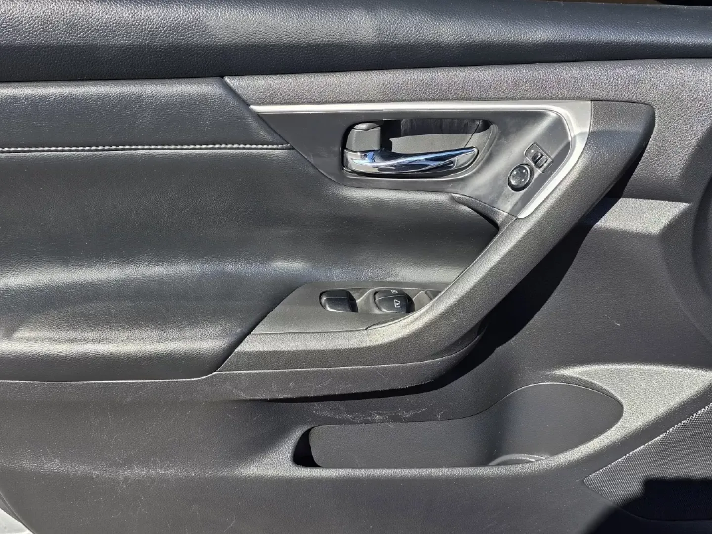 2016 /Charcoal Nissan Altima 2.5 SL (1N4AL3AP6GC) with an Other engine, located at 521 Old Farm Lane Rd, Prattville, AL, 36066, (334) 325-1505, 32.482460, -86.416367 - **Discover Your Next Adventure with the 2016 Nissan Altima 2.5 SL at Gils Auto - Prattville!**<br /> <br /> Are you searching for the perfect sedan to enhance your daily commute, weekend road trips, or family outings? Look no further! At Gils Auto, located at 521 Old Farm Lane Rd in Prattville, AL, - Photo#8