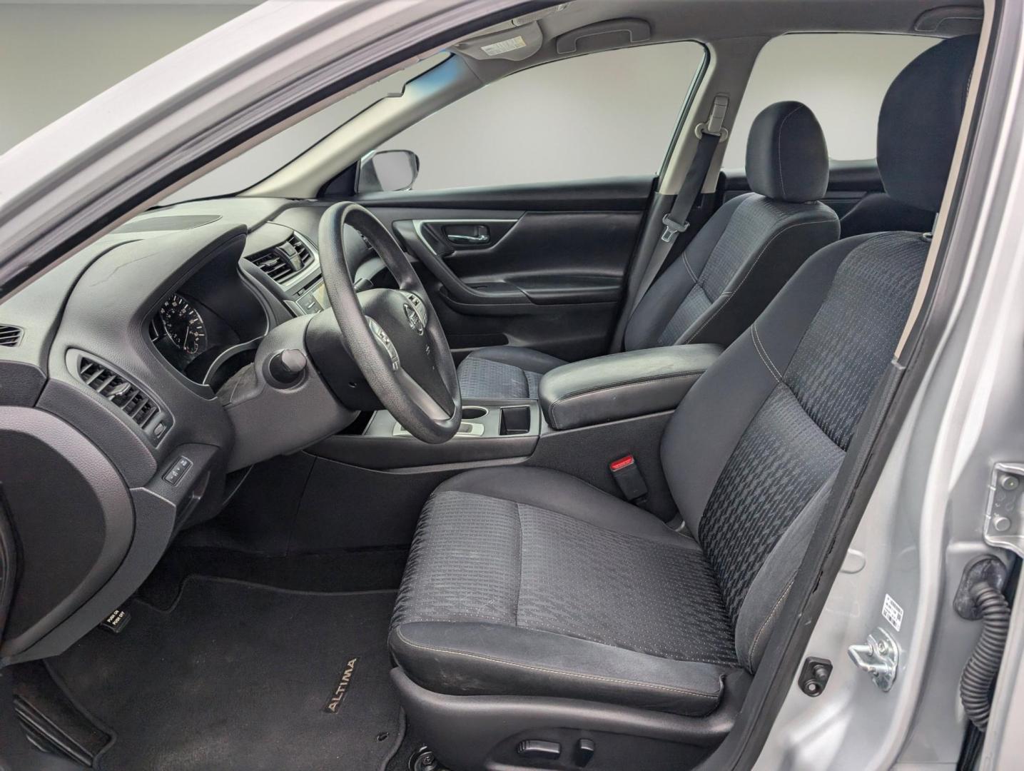 2016 /Charcoal Nissan Altima 2.5 S (1N4AL3AP9GN) with an Regular Unleaded I-4 2.5 L/152 engine, 1-Speed CVT w/OD transmission, located at 804 22nd Ave, Phenix City, AL, 36870, (334) 297-1860, 32.484749, -85.024475 - 2016 Nissan Altima 2.5 S - Photo#9