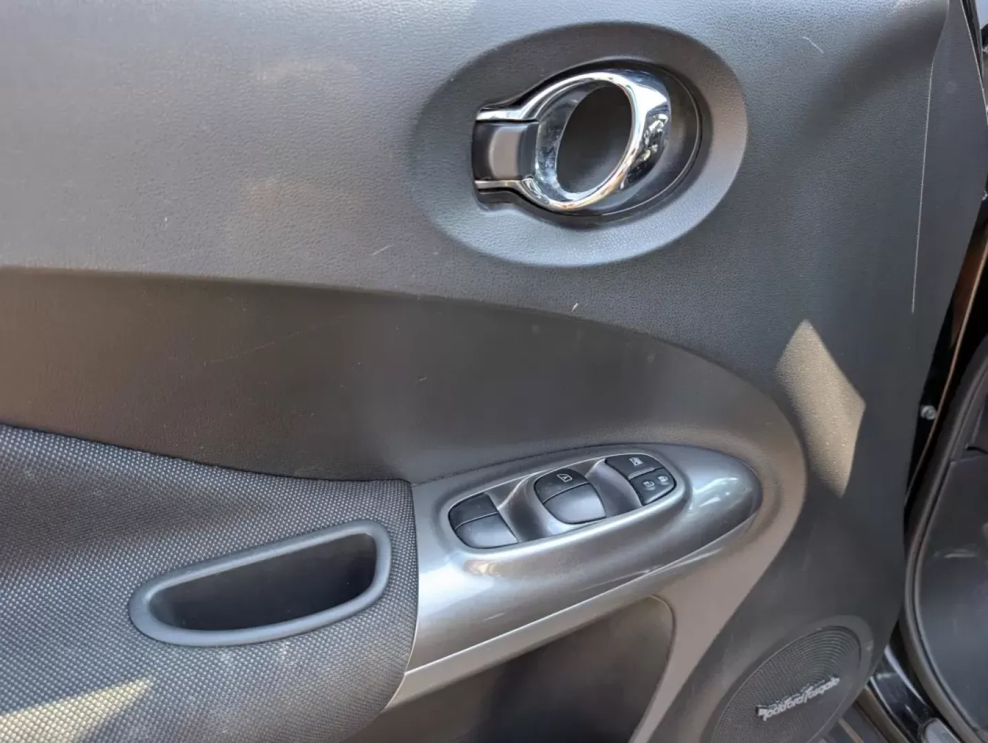 2016 /Black Nissan Juke SL (JN8AF5MR9GT) with an Other engine, located at 5115 14th Ave., Columbus, GA, 31904, (706) 323-0345, 32.511494, -84.971046 - ### Your Perfect Adventure Awaits: 2016 Nissan Juke SL at Gils Auto in Phenix City, AL<br /> <br /> Ready for your next journey? Whether you're embarking on daily commutes or planning weekend getaways, the 2016 Nissan Juke SL is designed for those who crave a dynamic lifestyle. With its sporty exter - Photo#8