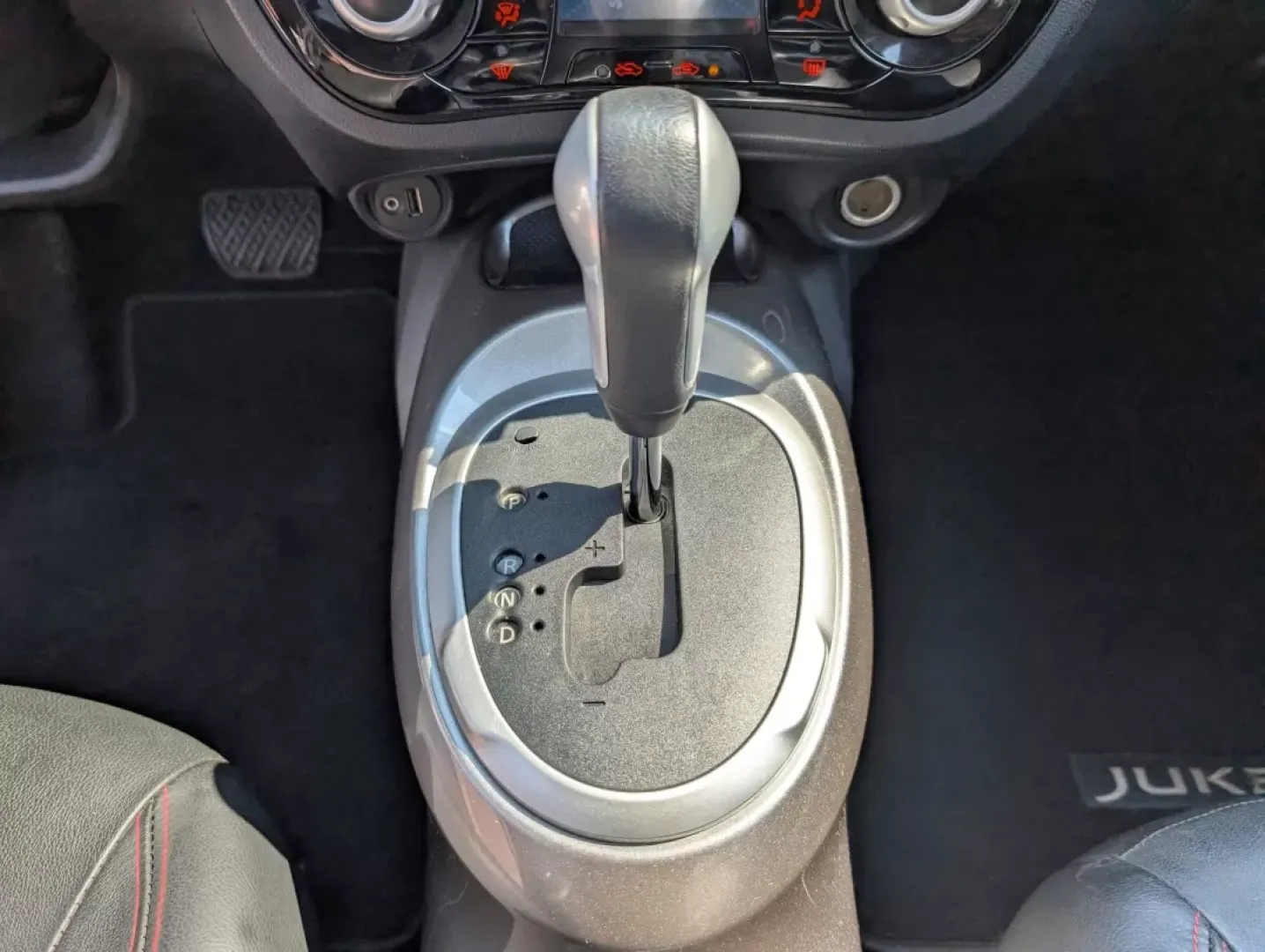 2016 /Black Nissan Juke SL (JN8AF5MR9GT) with an Other engine, located at 5115 14th Ave., Columbus, GA, 31904, (706) 323-0345, 32.511494, -84.971046 - ### Your Perfect Adventure Awaits: 2016 Nissan Juke SL at Gils Auto in Phenix City, AL<br /> <br /> Ready for your next journey? Whether you're embarking on daily commutes or planning weekend getaways, the 2016 Nissan Juke SL is designed for those who crave a dynamic lifestyle. With its sporty exter - Photo#13