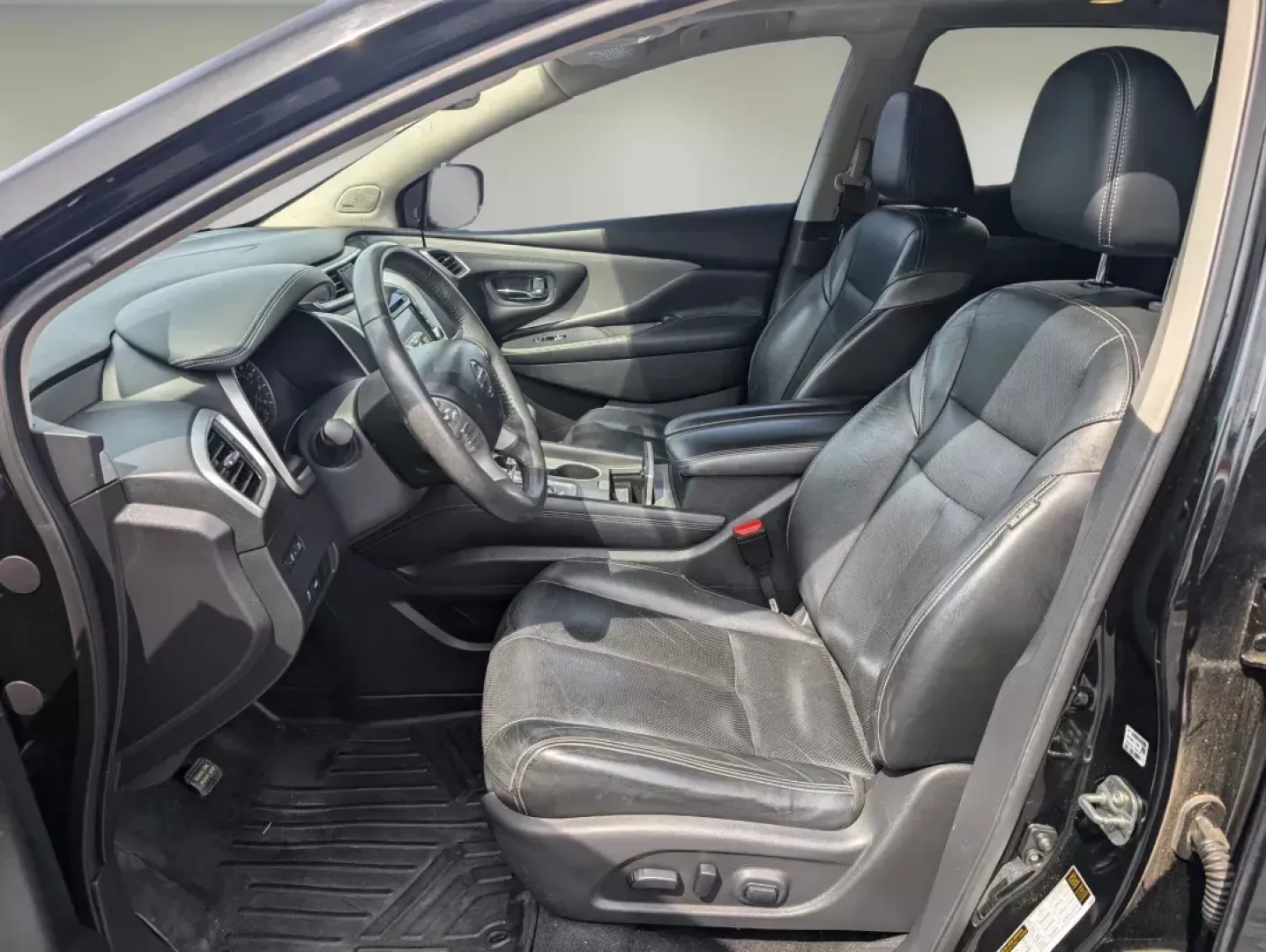 2016 /Black Nissan Murano SL (5N1AZ2MH8GN) with an Regular Unleaded V-6 3.5 L/213 engine, 1-Speed CVT w/OD transmission, located at 804 22nd Ave, Phenix City, AL, 36870, (334) 297-1860, 32.484749, -85.024475 - **Discover Your Next Adventure with the 2016 Nissan Murano SL AWD at Gils Auto - Phenix City #2!** <br /> <br /> Are you seeking a perfect blend of style, comfort, and versatility for your daily routines or weekend getaways? Look no further than this stunning 2016 Nissan Murano SL AWD! With its slee - Photo#9