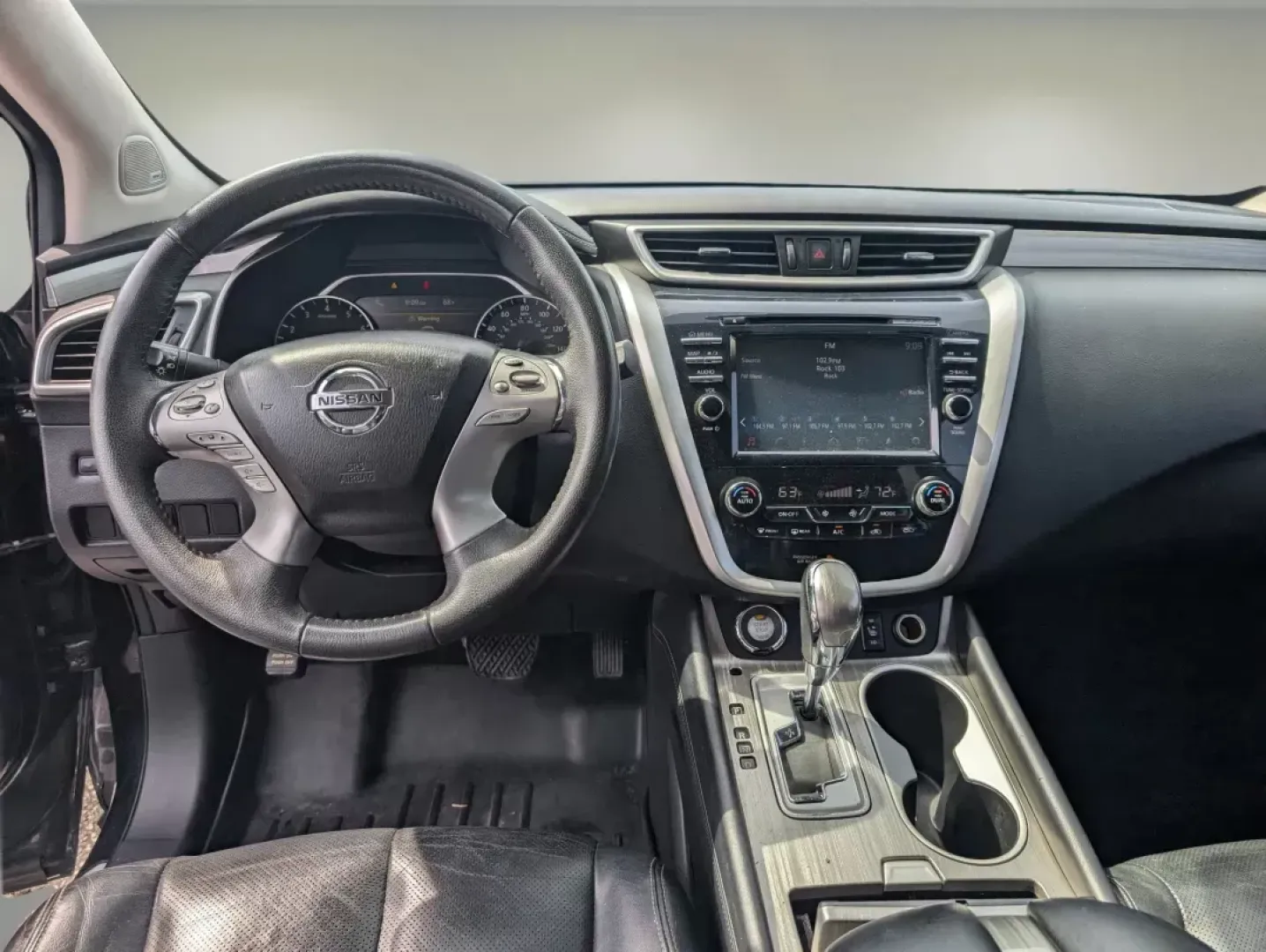 2016 /Black Nissan Murano SL (5N1AZ2MH8GN) with an Regular Unleaded V-6 3.5 L/213 engine, 1-Speed CVT w/OD transmission, located at 804 22nd Ave, Phenix City, AL, 36870, (334) 297-1860, 32.484749, -85.024475 - **Discover Your Next Adventure with the 2016 Nissan Murano SL AWD at Gils Auto - Phenix City #2!** <br /> <br /> Are you seeking a perfect blend of style, comfort, and versatility for your daily routines or weekend getaways? Look no further than this stunning 2016 Nissan Murano SL AWD! With its slee - Photo#11