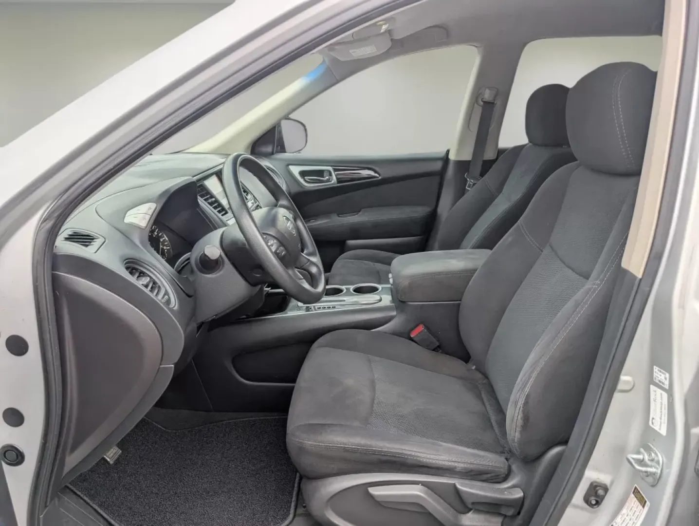 2016 Nissan Pathfinder S (5N1AR2MN0GC) with an Other engine, located at 5115 14th Ave., Columbus, GA, 31904, (706) 323-0345, 32.511494, -84.971046 - **Discover an Adventure with the 2016 Nissan Pathfinder S The Ideal Family SUV!**<br /> <br /> Are you searching for a reliable and spacious SUV that can seamlessly accommodate your family's lifestyle? Look no further than the 2016 Nissan Pathfinder S, now available at Gils Auto in Phenix City, AL. - Photo#9