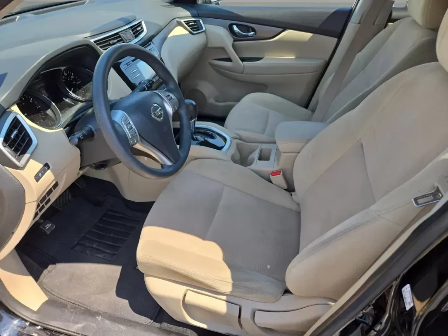 2016 /Almond Nissan Rogue S (JN8AT2MT6GW) with an Other engine, located at 5115 14th Ave., Columbus, GA, 31904, (706) 323-0345, 32.511494, -84.971046 - **Experience Adventure and Comfort with the 2016 Nissan Rogue at Gils Auto - Columbus!**<br /> <br /> Are you on the hunt for an SUV that combines spaciousness, technology, and reliability for your family's next adventure? Look no further than the 2016 Nissan Rogue, available now at Gils Auto, locat - Photo#11