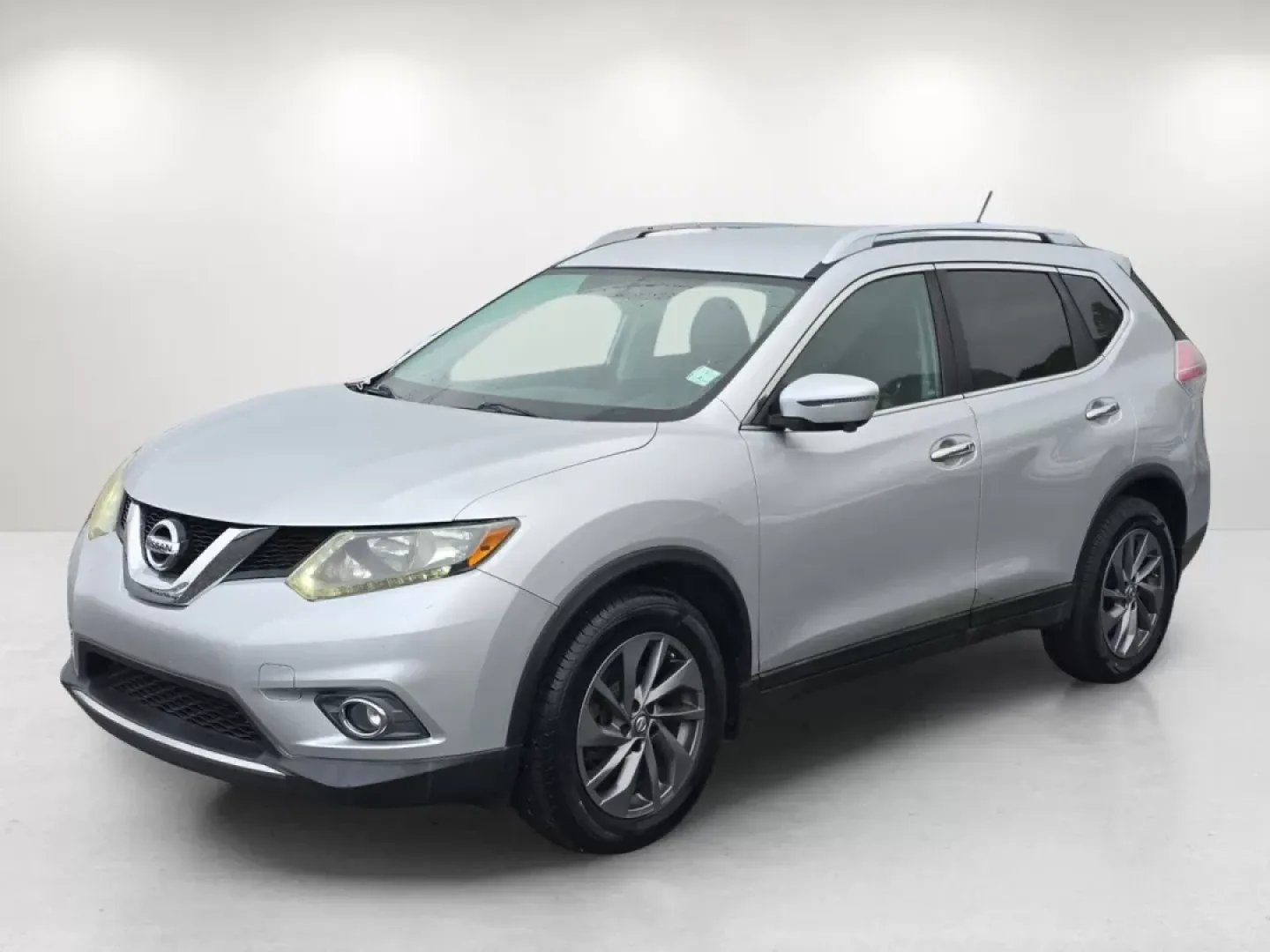 2016 /Charcoal Nissan Rogue SL (5N1AT2MT3GC) with an Other engine, located at 521 Old Farm Lane Rd, Prattville, AL, 36066, (334) 325-1505, 32.482460, -86.416367 - **Explore Adventure with the 2016 Nissan Rogue SL at Gils Auto - Your Family-Friendly Buy Here Pay Here Dealership!**<br /> <br /> Are you searching for the perfect SUV that fits seamlessly into your adventurous lifestyle? Look no further! The 2016 Nissan Rogue SL combines practicality and comfort, - Photo#1