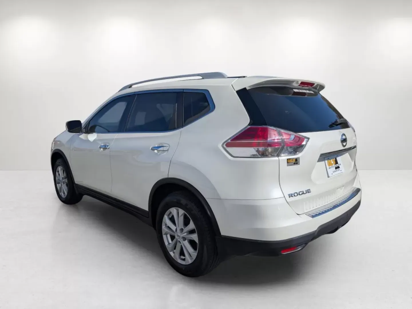 2016 /Almond Nissan Rogue SV (5N1AT2MT5GC) with an Other engine, located at 521 Old Farm Lane Rd, Prattville, AL, 36066, (334) 325-1505, 32.482460, -86.416367 - Discover the ultimate blend of comfort, style, and reliability with this **2016 Nissan Rogue SV**, an ideal choice for families, daily commuters, or anyone seeking adventure on the go. This versatile SUV, available at **Gils Auto**, located at **3959 U.S. 80 W, Phenix City, AL 36870**, is designed t - Photo#6