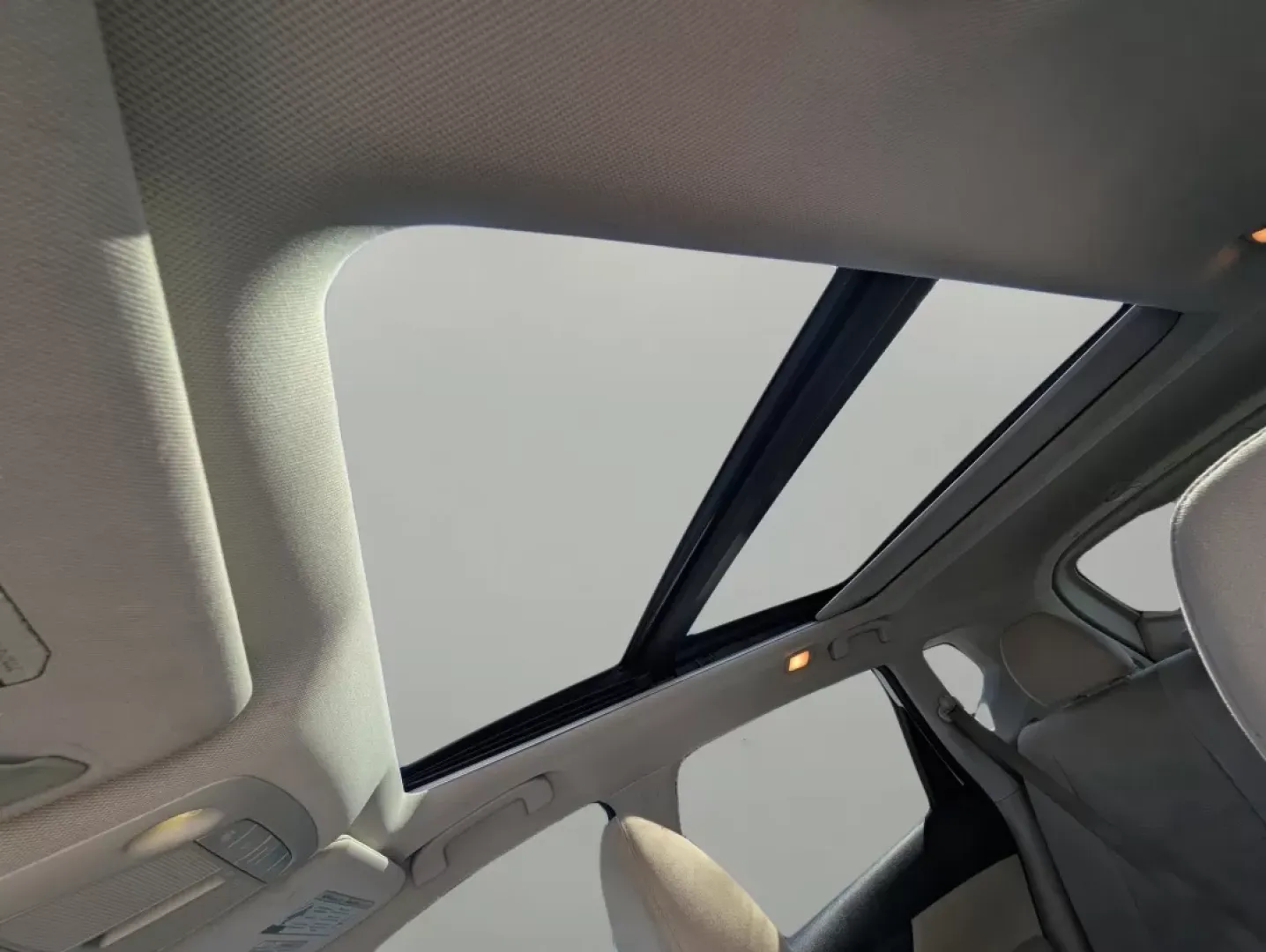 2016 /Almond Nissan Rogue SV (5N1AT2MT5GC) with an Other engine, located at 521 Old Farm Lane Rd, Prattville, AL, 36066, (334) 325-1505, 32.482460, -86.416367 - Discover the ultimate blend of comfort, style, and reliability with this **2016 Nissan Rogue SV**, an ideal choice for families, daily commuters, or anyone seeking adventure on the go. This versatile SUV, available at **Gils Auto**, located at **3959 U.S. 80 W, Phenix City, AL 36870**, is designed t - Photo#16