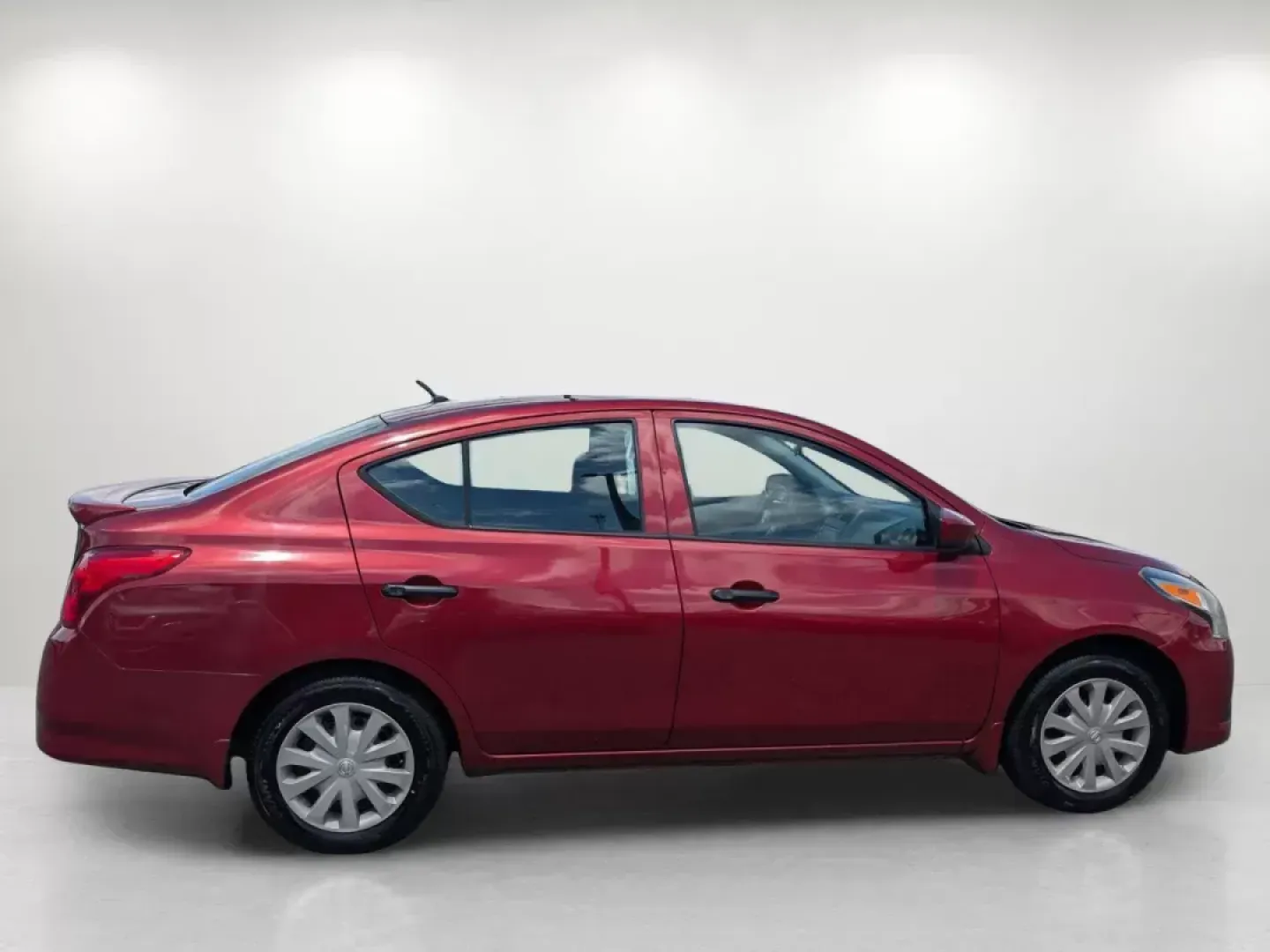 2016 /Charcoal Nissan Versa S Plus (3N1CN7AP8GL) with an Other engine, located at 521 Old Farm Lane Rd, Prattville, AL, 36066, (334) 325-1505, 32.482460, -86.416367 - Are you searching for a reliable, budget-friendly vehicle to enhance your daily commute or accommodate your growing family? Look no further! At Gils Auto in Prattville, AL, we proudly present this 2016 Nissan Versa S Plus, an ideal sedan that marries comfort, efficiency, and practicality-all at an i - Photo#3