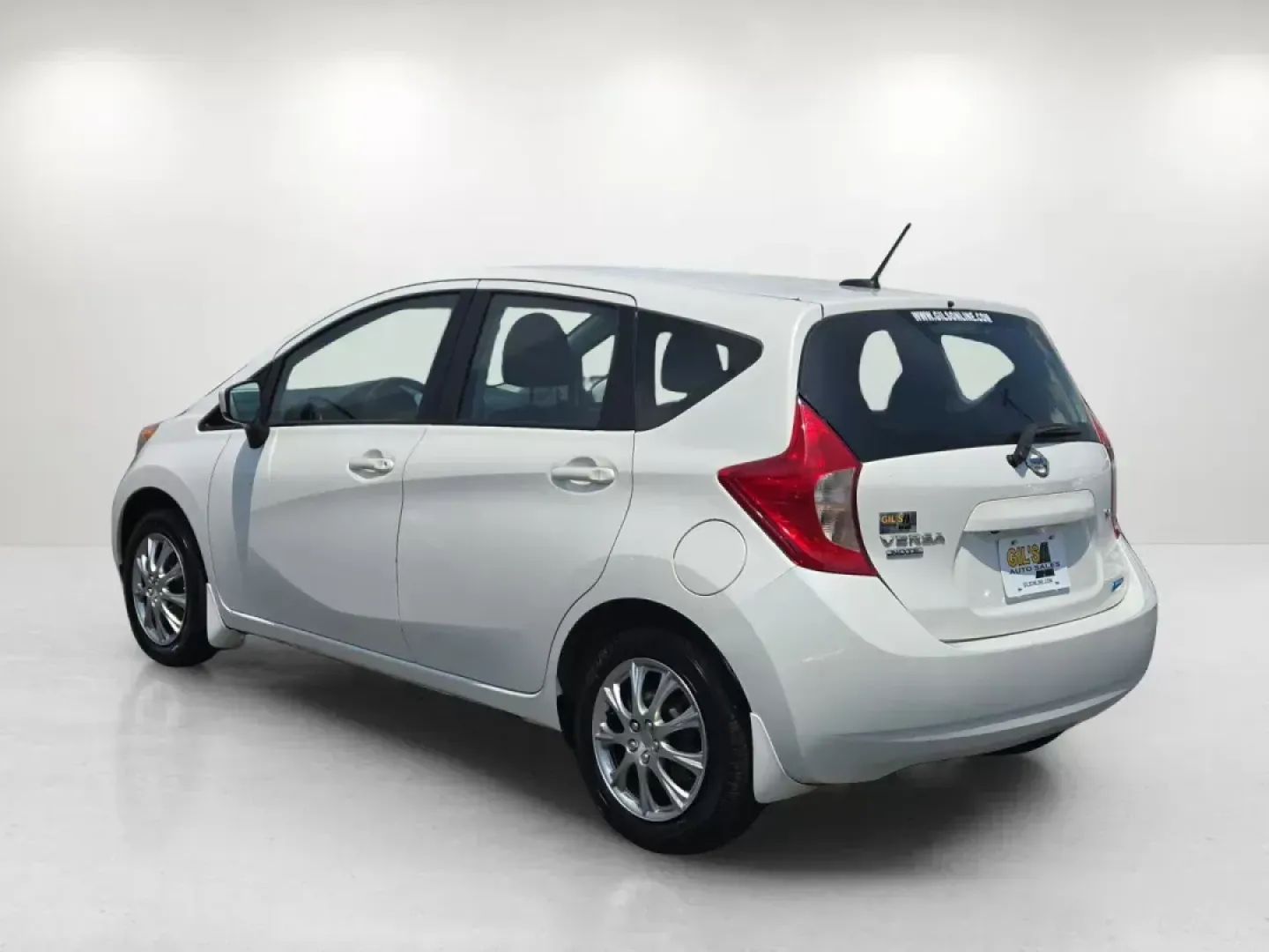 2016 /Charcoal Nissan Versa Note SV (3N1CE2CP5GL) with an Other engine, located at 7000 Northlake Connector, Columbus, GA, 31904, (706) 987-8085, 32.524975, -84.978134 - ### Discover Your Perfect Commuter Companion: 2016 Nissan Versa Note SV<br /> <br /> Are you in the market for a reliable and affordable vehicle that seamlessly fits into your busy lifestyle? Look no further than Gils Auto - Columbus #2! Located at 7000 Northlake Connector in Columbus, GA, our Buy H - Photo#6