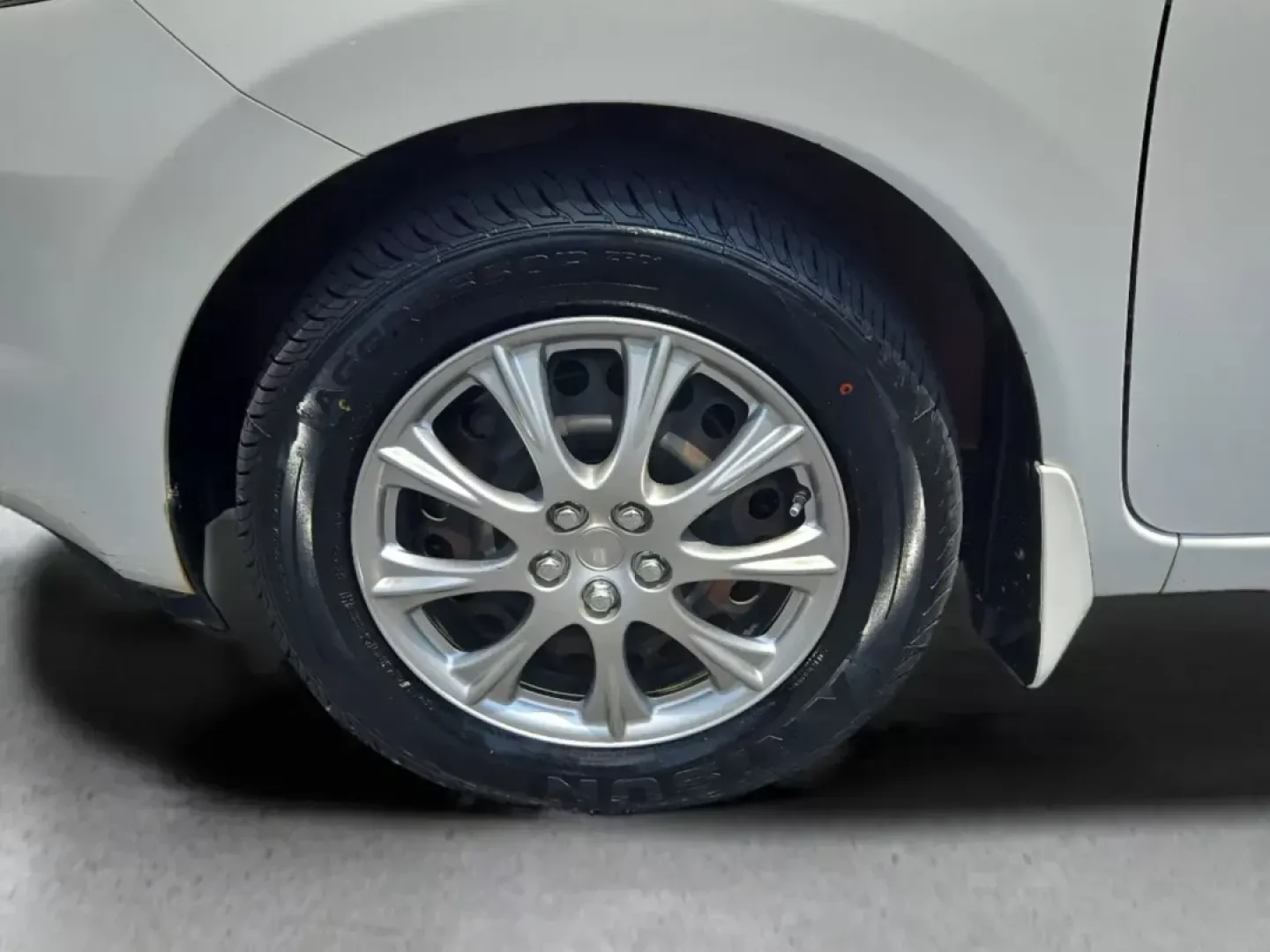2016 /Charcoal Nissan Versa Note SV (3N1CE2CP5GL) with an Other engine, located at 7000 Northlake Connector, Columbus, GA, 31904, (706) 987-8085, 32.524975, -84.978134 - ### Discover Your Perfect Commuter Companion: 2016 Nissan Versa Note SV<br /> <br /> Are you in the market for a reliable and affordable vehicle that seamlessly fits into your busy lifestyle? Look no further than Gils Auto - Columbus #2! Located at 7000 Northlake Connector in Columbus, GA, our Buy H - Photo#8