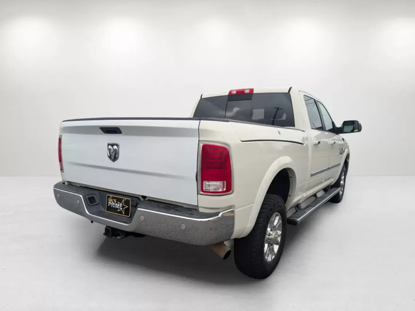 2016 /Black Ram 2500 Laramie (3C6UR5FL7GG) with an Other engine, located at 804 22nd Ave, Phenix City, AL, 36870, (334) 297-1860, 32.484749, -85.024475 - **Discover Your Next Adventure with the 2016 Ram 2500 Laramie Crew Cab Pickup at Gils Auto, Phenix City!**<br /> <br /> Are you ready to tackle both your workweek and weekend adventures with unmatched confidence? The 2016 Ram 2500 Laramie is your perfect companion for fulfilling all your hauling nee - Photo#4