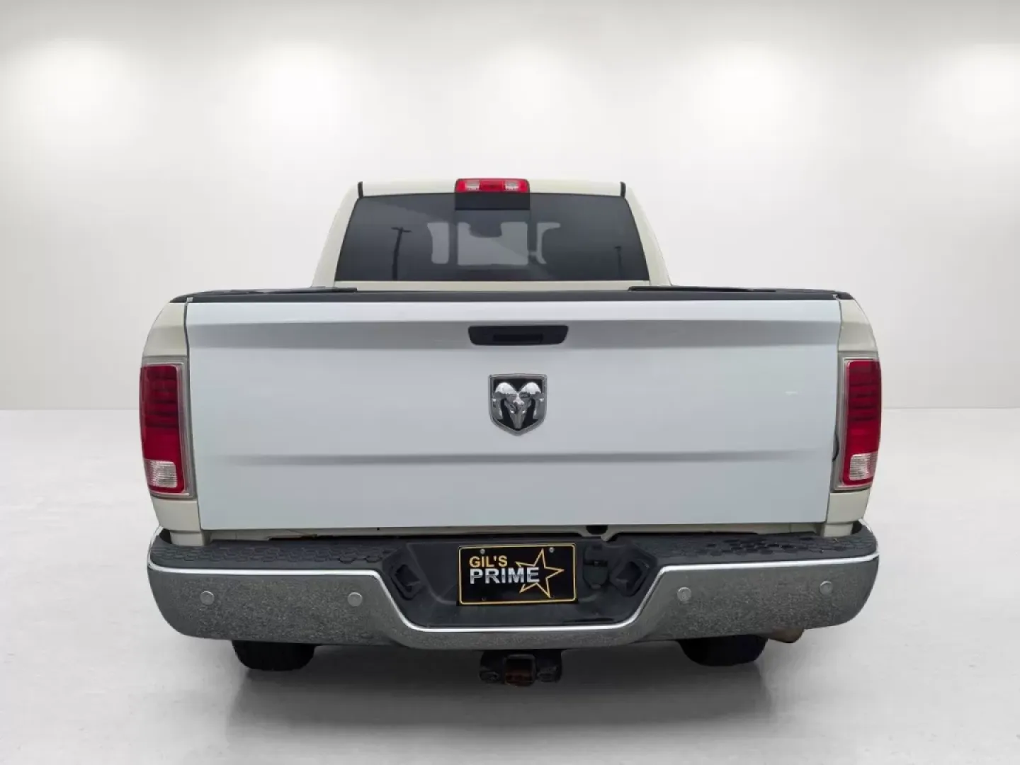 2016 /Black Ram 2500 Laramie (3C6UR5FL7GG) with an Other engine, located at 804 22nd Ave, Phenix City, AL, 36870, (334) 297-1860, 32.484749, -85.024475 - **Discover Your Next Adventure with the 2016 Ram 2500 Laramie Crew Cab Pickup at Gils Auto, Phenix City!**<br /> <br /> Are you ready to tackle both your workweek and weekend adventures with unmatched confidence? The 2016 Ram 2500 Laramie is your perfect companion for fulfilling all your hauling nee - Photo#5