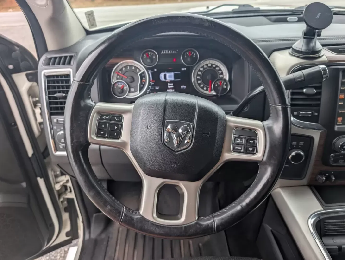 2016 /Black Ram 2500 Laramie (3C6UR5FL7GG) with an Other engine, located at 804 22nd Ave, Phenix City, AL, 36870, (334) 297-1860, 32.484749, -85.024475 - **Discover Your Next Adventure with the 2016 Ram 2500 Laramie Crew Cab Pickup at Gils Auto, Phenix City!**<br /> <br /> Are you ready to tackle both your workweek and weekend adventures with unmatched confidence? The 2016 Ram 2500 Laramie is your perfect companion for fulfilling all your hauling nee - Photo#11