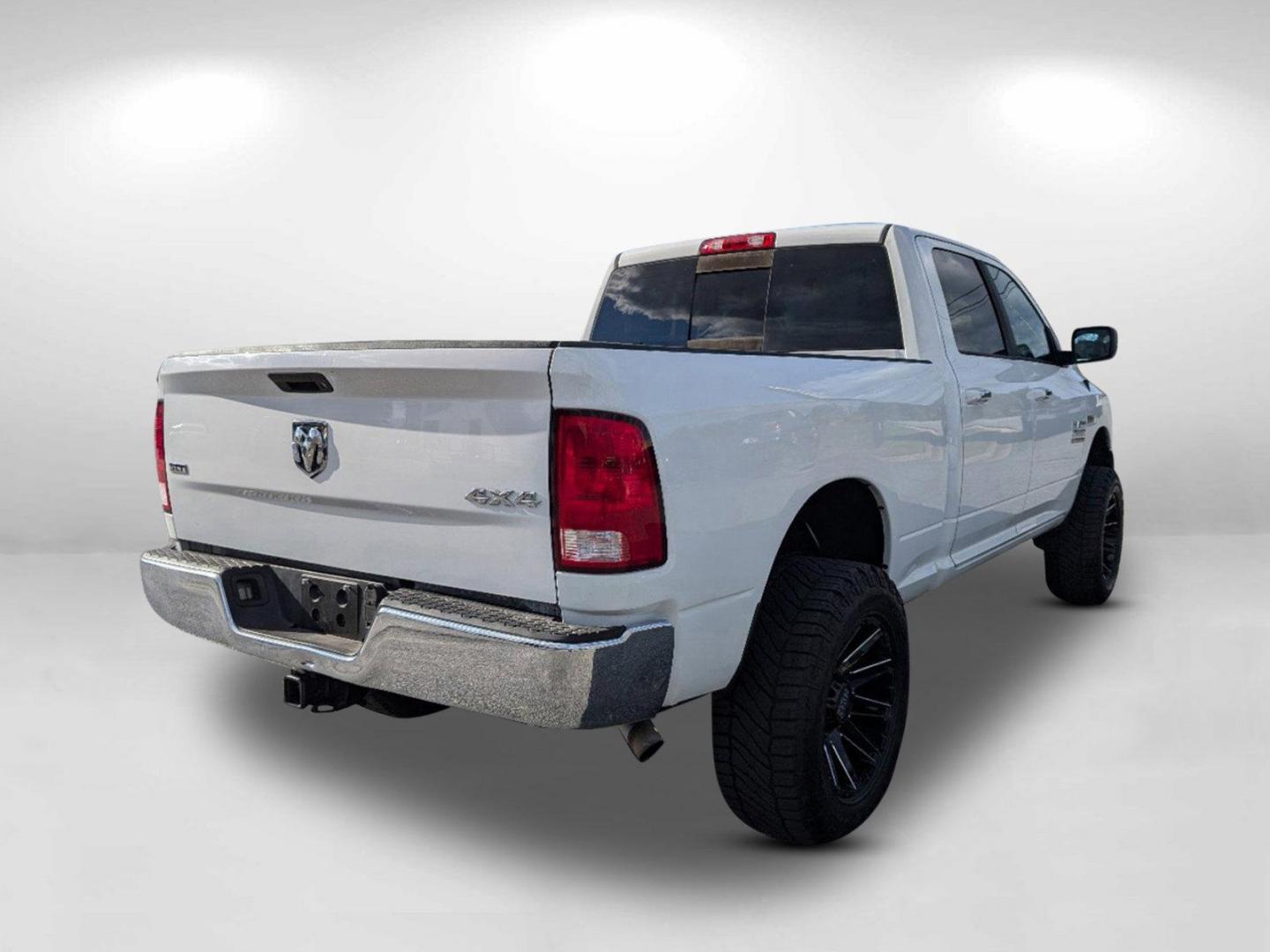 2016 /Diesel Gray/Black Ram 2500 SLT (3C6TR5DT5GG) with an Regular Unleaded V-8 5.7 L/345 engine, 6-Speed Automatic w/OD transmission, located at 5115 14th Ave., Columbus, GA, 31904, (706) 323-0345, 32.511494, -84.971046 - 2016 Ram 2500 SLT - Photo#6