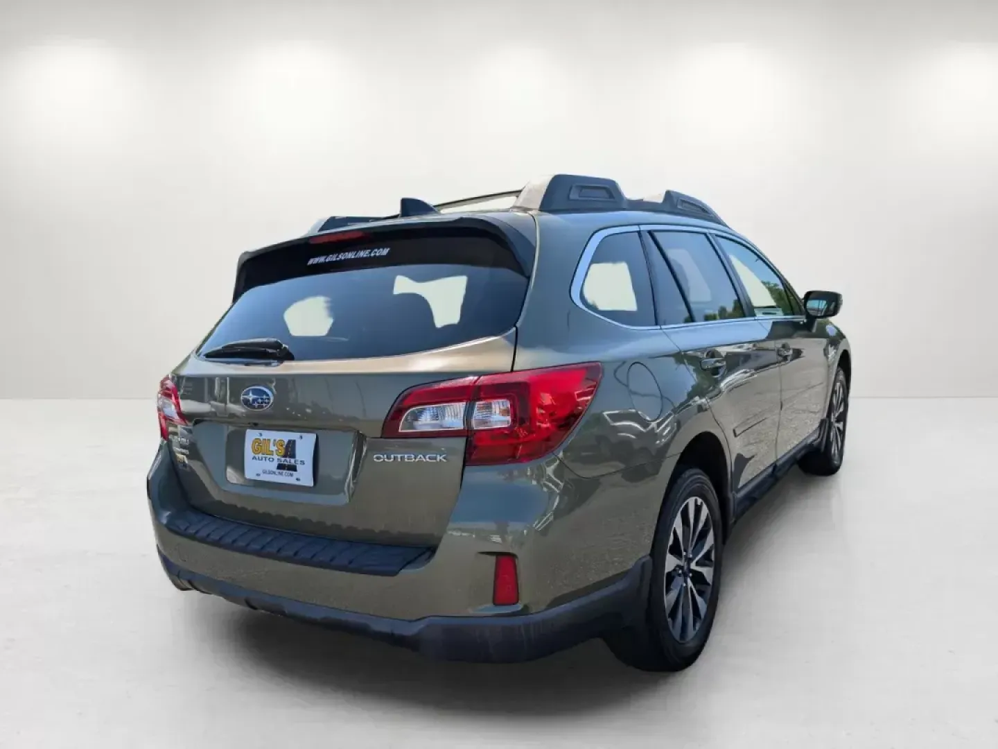2016 /Warm Ivory Subaru Outback 2.5i Limited (4S4BSBNC2G3) with an Regular Unleaded H-4 2.5 L/152 engine, 6-Speed CVT w/OD transmission, located at 1430 Gateway Drive, Opelika, AL, 36801, (334) 239-0944, 32.637871, -85.409790 - 2016 Subaru Outback 2.5i Limited - Photo#5
