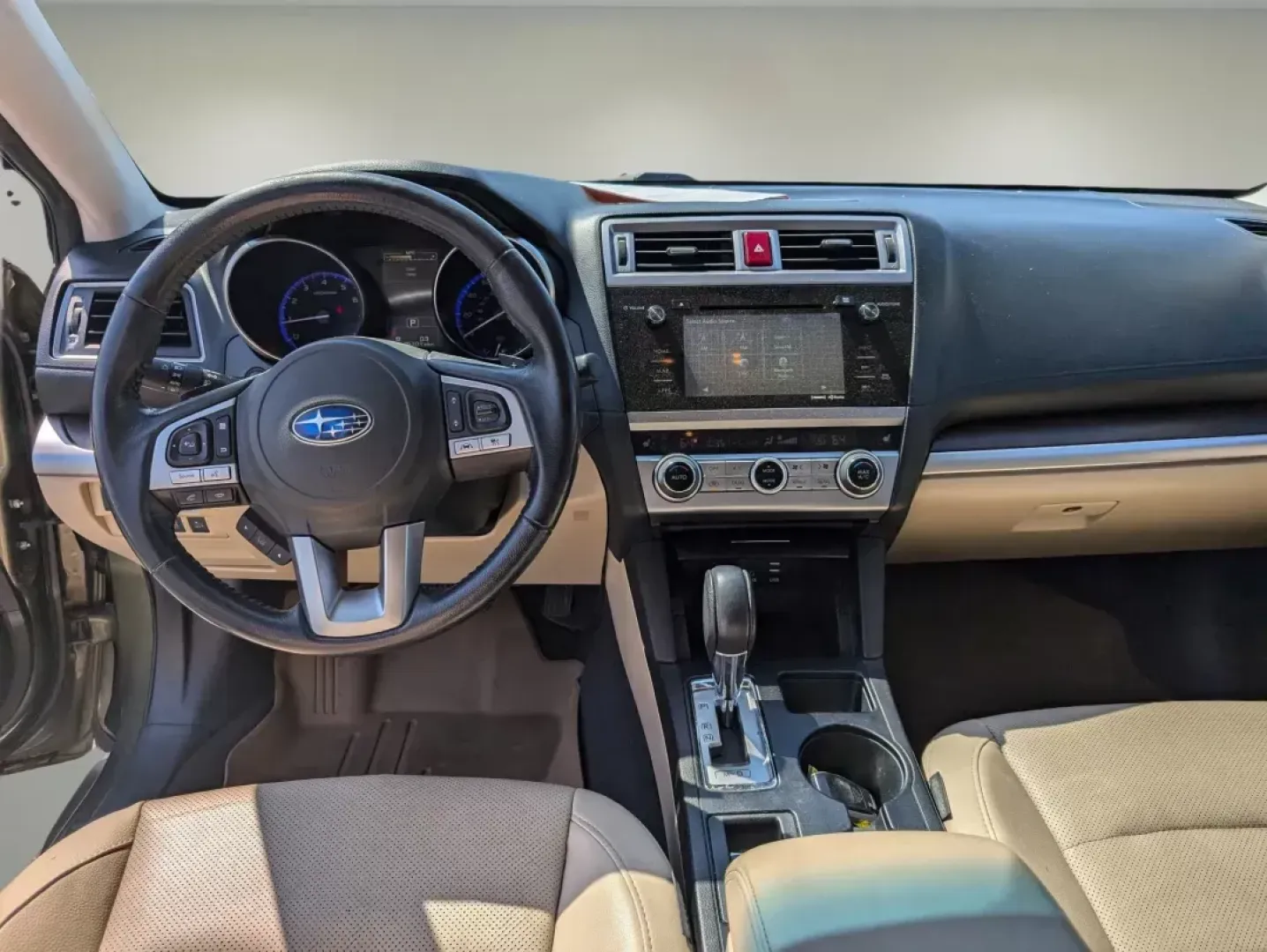 2016 /Warm Ivory Subaru Outback 2.5i Limited (4S4BSBNC2G3) with an Regular Unleaded H-4 2.5 L/152 engine, 6-Speed CVT w/OD transmission, located at 1430 Gateway Drive, Opelika, AL, 36801, (334) 239-0944, 32.637871, -85.409790 - 2016 Subaru Outback 2.5i Limited - Photo#12