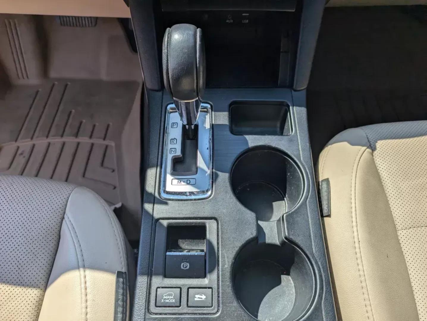 2016 /Warm Ivory Subaru Outback 2.5i Limited (4S4BSBNC2G3) with an Regular Unleaded H-4 2.5 L/152 engine, 6-Speed CVT w/OD transmission, located at 1430 Gateway Drive, Opelika, AL, 36801, (334) 239-0944, 32.637871, -85.409790 - 2016 Subaru Outback 2.5i Limited - Photo#15