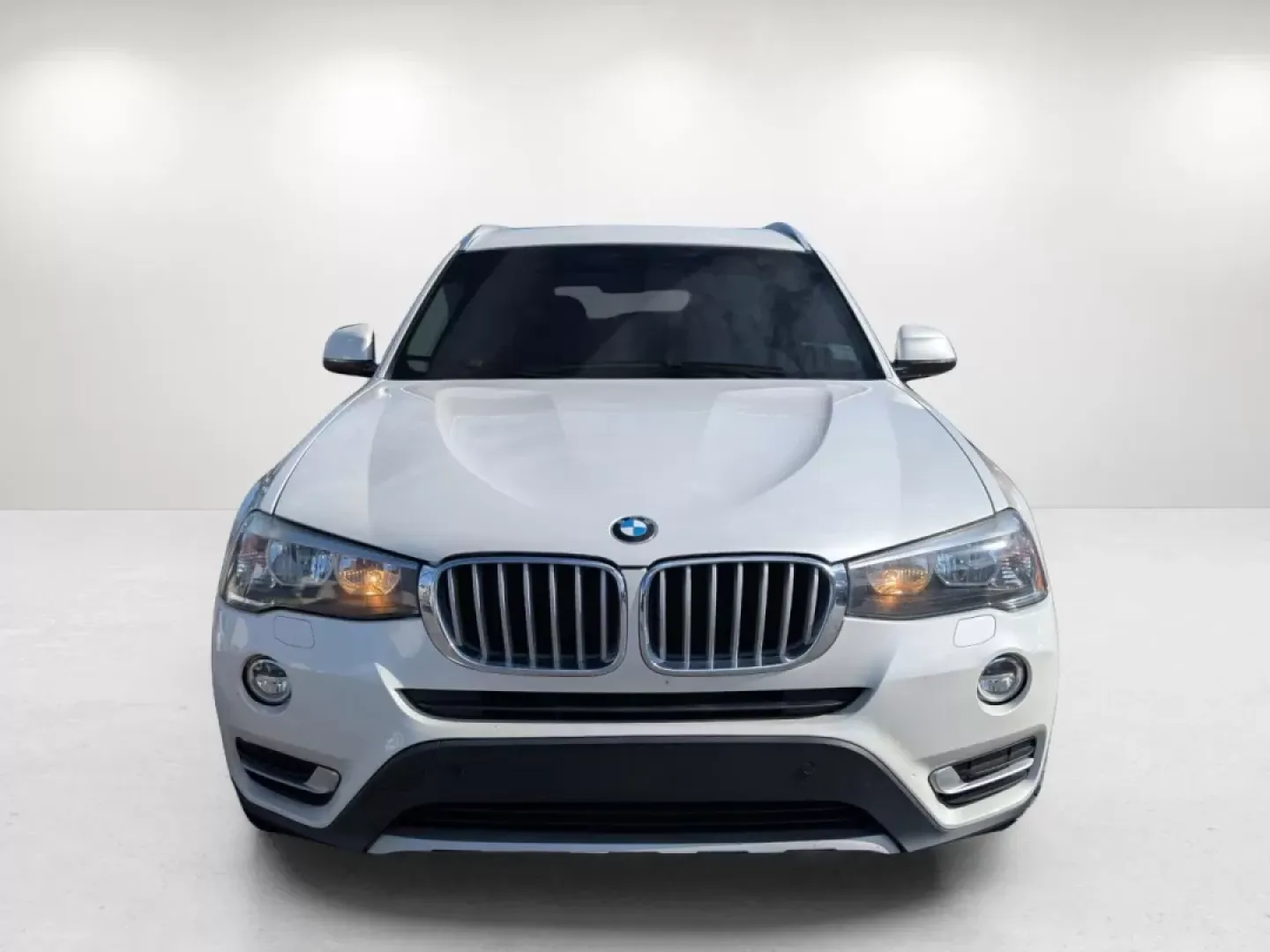 2017 BMW X3 sDrive28i (5UXWZ7C32H0) with an Other engine, located at 1430 Gateway Drive, Opelika, AL, 36801, (334) 239-0944, 32.637871, -85.409790 - Discover the perfect blend of luxury and practicality with the 2017 BMW X3 sDrive28i, available now at Gils Auto in Phenix City, AL. This stunning white sport utility vehicle is designed for those who crave adventure without compromising on comfort. Whether you're navigating daily commutes, embarkin - Photo#1