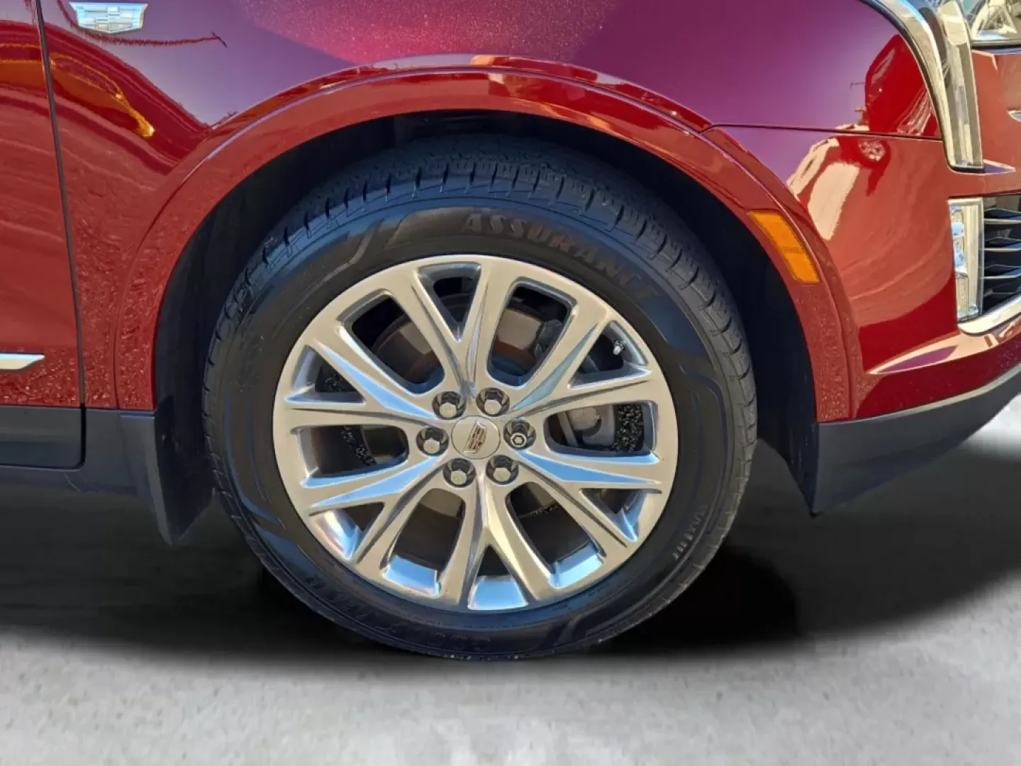 2017 /Maple Sugar Cadillac XT5 Platinum AWD (1GYKNFRS1HZ) with an Other engine, located at 3959 U.S. 80 W, Phenix City, AL, 36870, (334) 297-4885, 32.469296, -85.135185 - **Unleash Luxury and Adventure with the 2017 Cadillac XT5 Platinum AWD at Gils Auto!**<br /> <br /> Imagine driving through the vibrant streets of Phenix City, AL, with the wind in your hair and the luxurious comfort of a 2017 Cadillac XT5 Platinum AWD. This SUV is designed for those who crave a lif - Photo#2