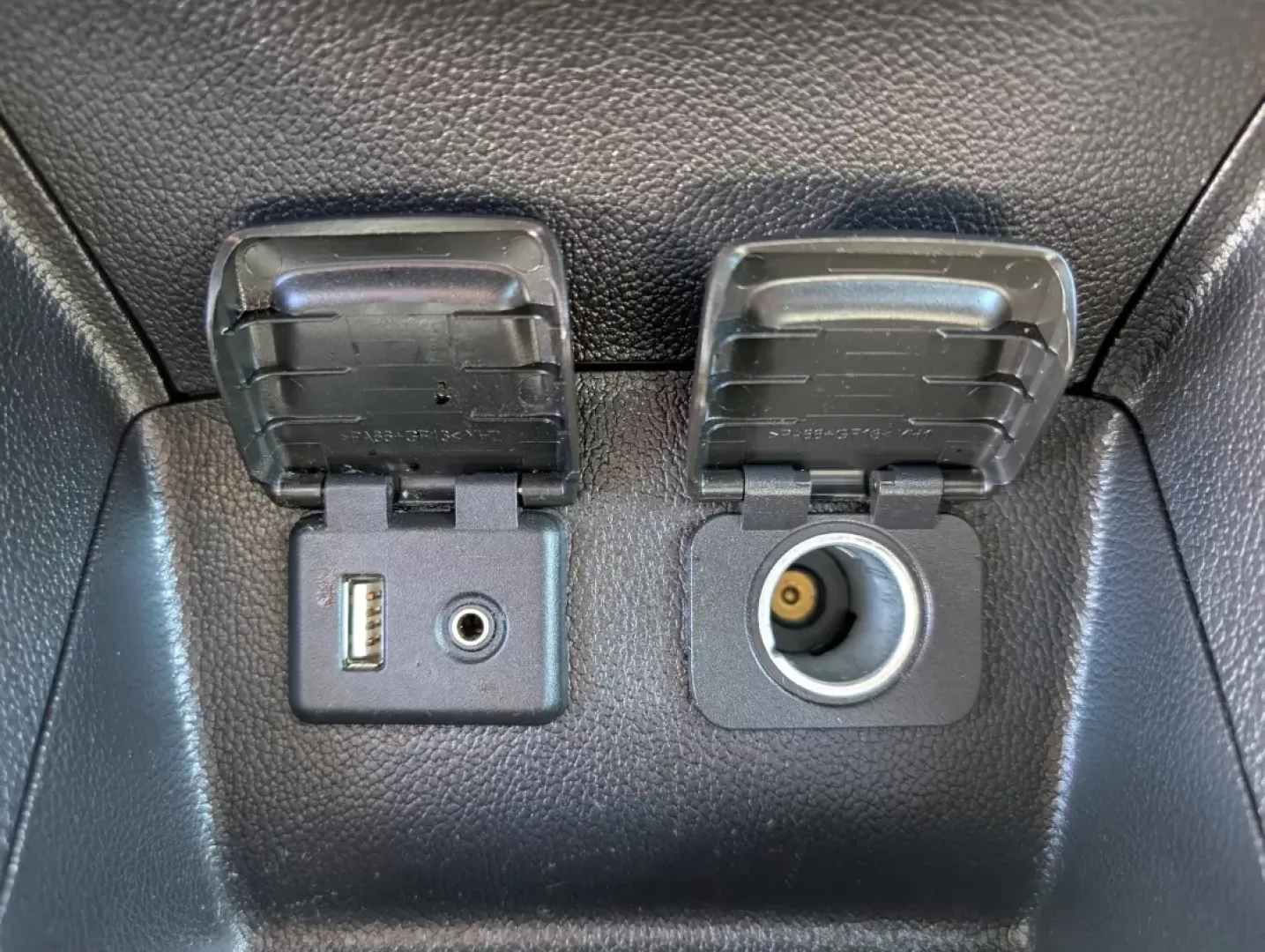 2017 /Jet Black Chevrolet Cruze LT (1G1BE5SM1H7) with an Other engine, located at 804 22nd Ave, Phenix City, AL, 36870, (334) 297-1860, 32.484749, -85.024475 - **Elevate Your Commute with the 2017 Chevrolet Cruze LT at Gils Auto, Phenix City!**<br /> <br /> Imagine transforming your daily commute into a comfortable and stylish journey. Whether you're navigating through the bustling streets of Phenix City or heading out for a weekend adventure, the 2017 Che - Photo#14