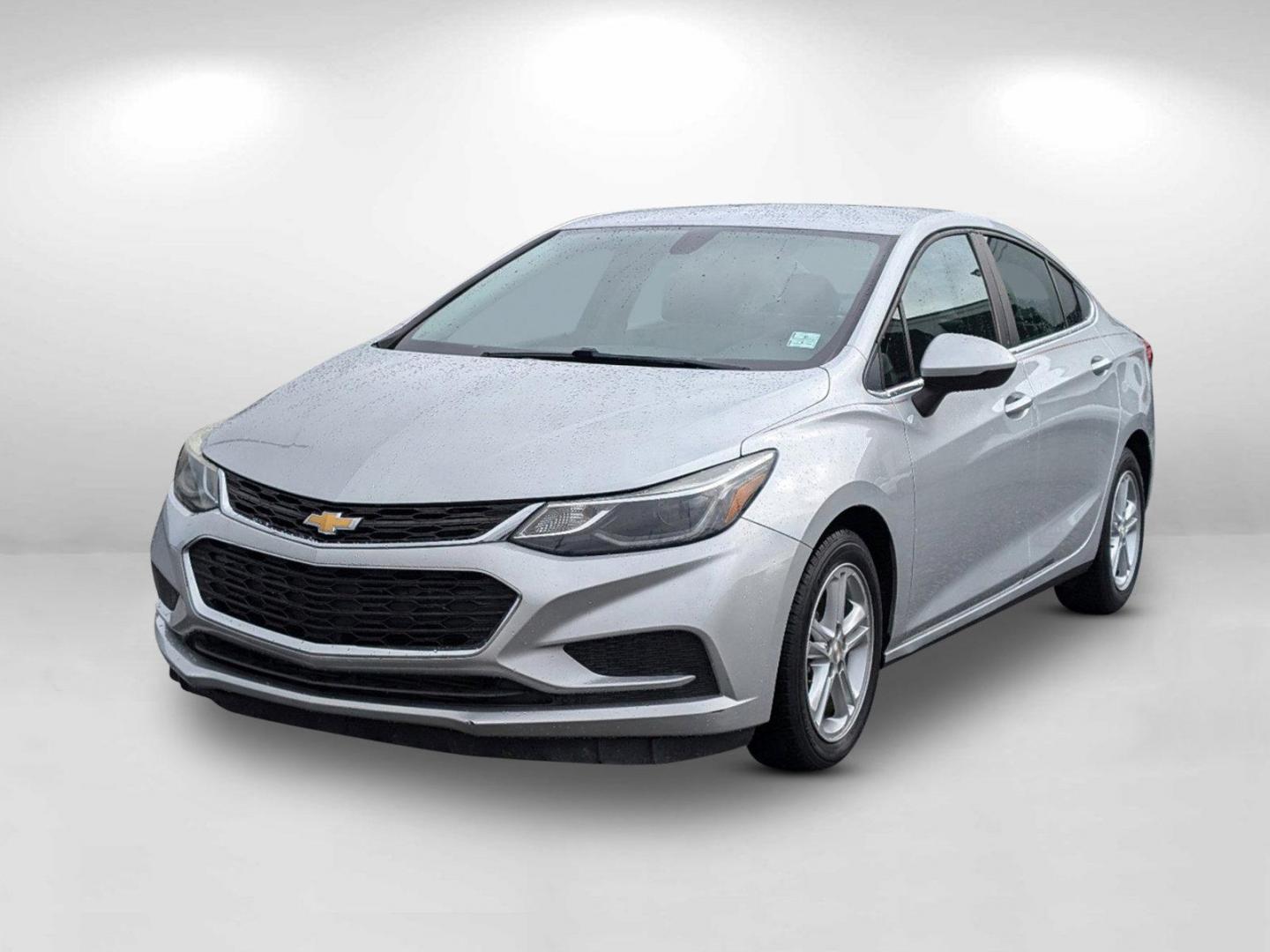 2017 /Jet Black Chevrolet Cruze LT (1G1BE5SM8H7) with an Turbocharged Gas I4 1.4L/ engine, 6-Speed Automatic transmission, located at 3959 U.S. 80 W, Phenix City, AL, 36870, (334) 297-4885, 32.469296, -85.135185 - 2017 Chevrolet Cruze LT - Photo#4