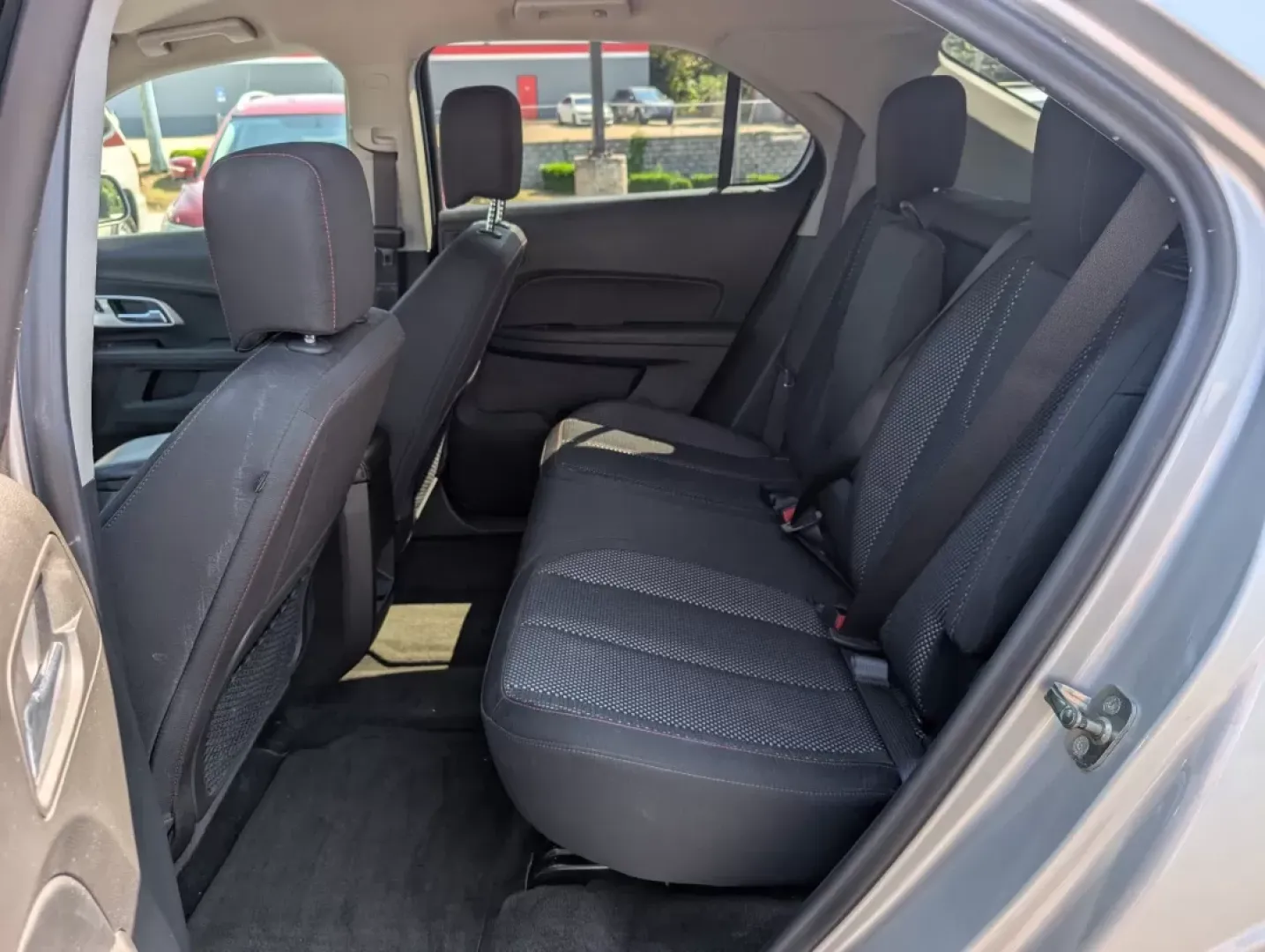 2017 /Jet Black Chevrolet Equinox LT (2GNALCEK7H1) with an Other engine, located at 3959 U.S. 80 W, Phenix City, AL, 36870, (334) 297-4885, 32.469296, -85.135185 - Are you ready to elevate your driving experience while accommodating your lifestyle? Look no further than this stunning 2017 Chevrolet Equinox LT, available at Gils Auto in Phenix City, AL. Whether you're embarking on a family road trip, commuting to work, or exploring the local attractions, this ve - Photo#10