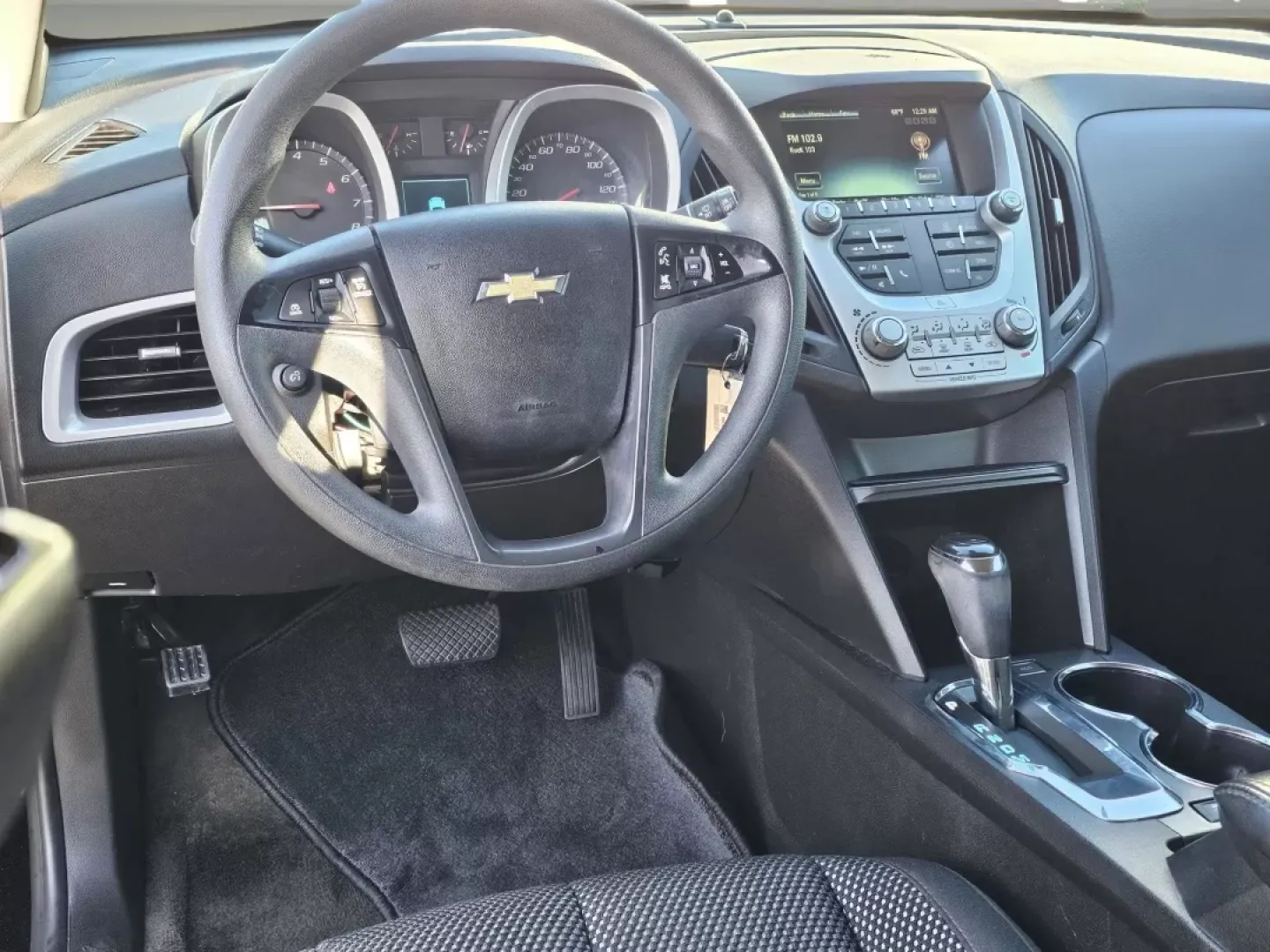 2017 /Jet Black Chevrolet Equinox LS (2GNALBEK8H1) with an Other engine, located at 7000 Northlake Connector, Columbus, GA, 31904, (706) 987-8085, 32.524975, -84.978134 - **Experience the Perfect Blend of Style and Functionality with the 2017 Chevrolet Equinox LS at Gils Auto!**<br /> <br /> Are you ready to elevate your daily commute or family adventures? The 2017 Chevrolet Equinox LS is the ideal SUV for those who want a blend of comfort, style, and functionality. - Photo#15