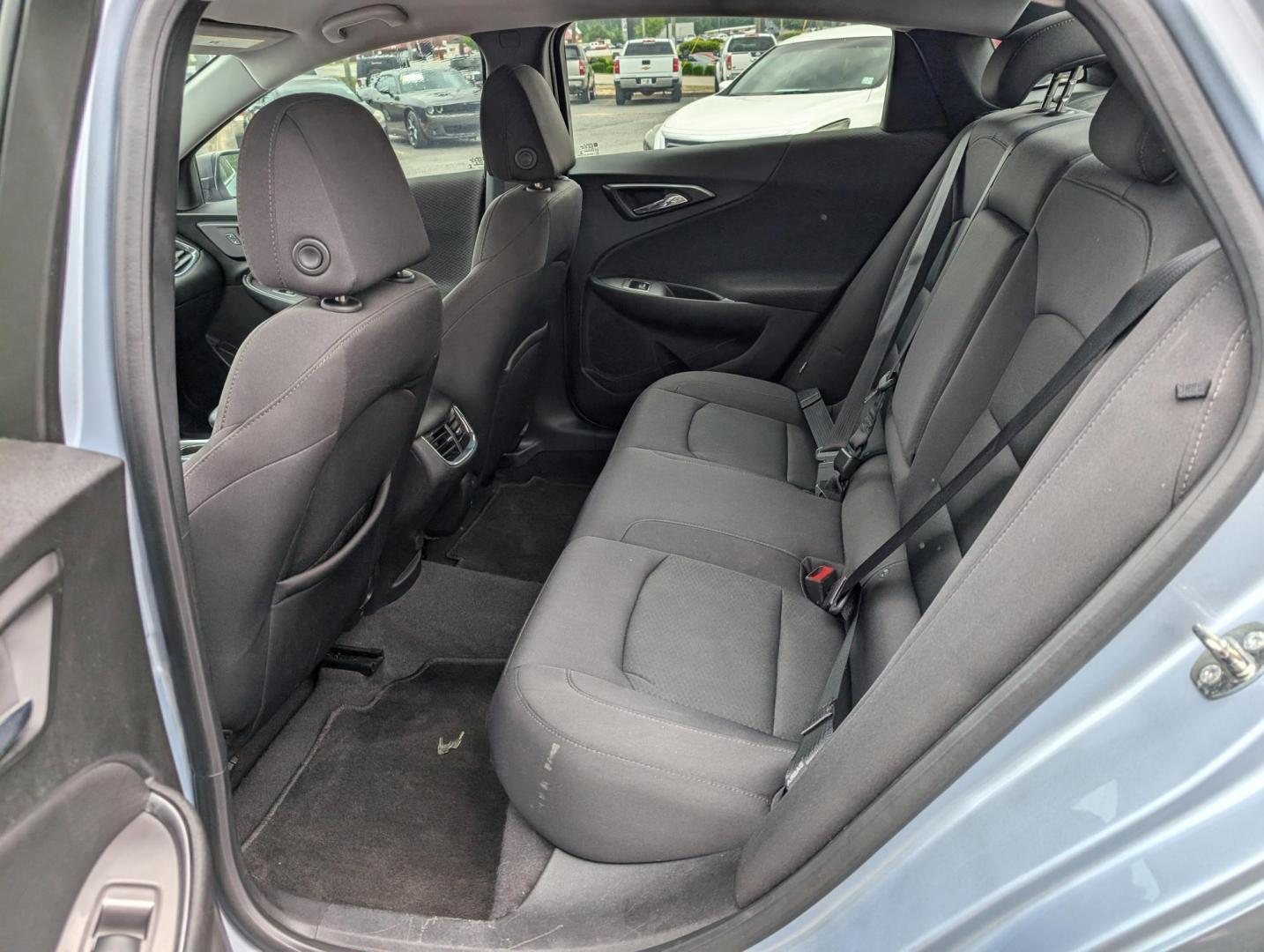 2017 /Jet Black Chevrolet Malibu LT (1G1ZE5ST9HF) with an Turbocharged Gas I4 1.5L/91 engine, 6-Speed Automatic transmission, located at 3959 U.S. 80 W, Phenix City, AL, 36870, (334) 297-4885, 32.469296, -85.135185 - 2017 Chevrolet Malibu LT - Photo#9