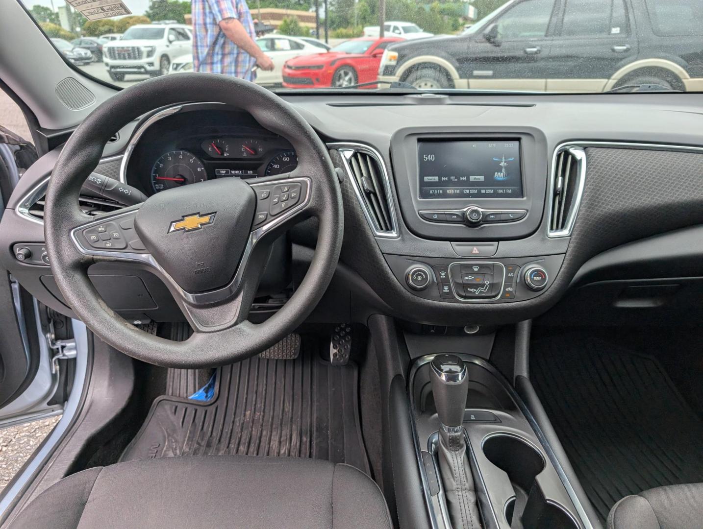 2017 /Jet Black Chevrolet Malibu LT (1G1ZE5ST9HF) with an Turbocharged Gas I4 1.5L/91 engine, 6-Speed Automatic transmission, located at 3959 U.S. 80 W, Phenix City, AL, 36870, (334) 297-4885, 32.469296, -85.135185 - 2017 Chevrolet Malibu LT - Photo#10