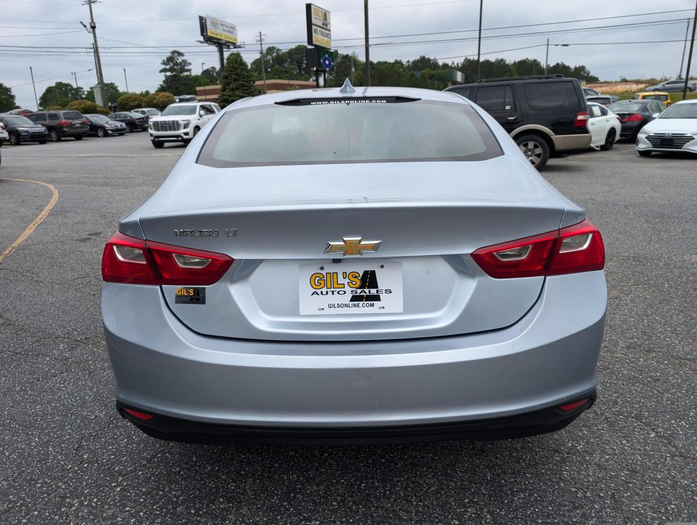 2017 /Jet Black Chevrolet Malibu LT (1G1ZE5ST9HF) with an Turbocharged Gas I4 1.5L/91 engine, 6-Speed Automatic transmission, located at 3959 U.S. 80 W, Phenix City, AL, 36870, (334) 297-4885, 32.469296, -85.135185 - 2017 Chevrolet Malibu LT - Photo#4