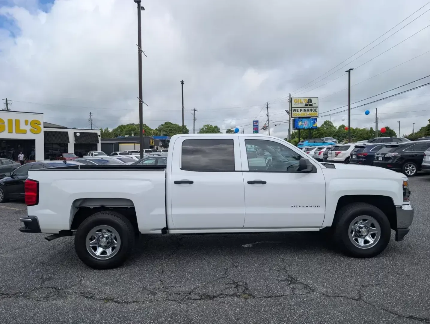2017 /Dark Ash with Jet Black Interior Accents Chevrolet Silverado 1500 LS (3GCPCNEC5HG) with an Gas V8 5.3L/325 engine, 6-Speed Automatic transmission, located at 3959 U.S. 80 W, Phenix City, AL, 36870, (334) 297-4885, 32.469296, -85.135185 - 2017 Chevrolet Silverado 1500 LS - Photo#3