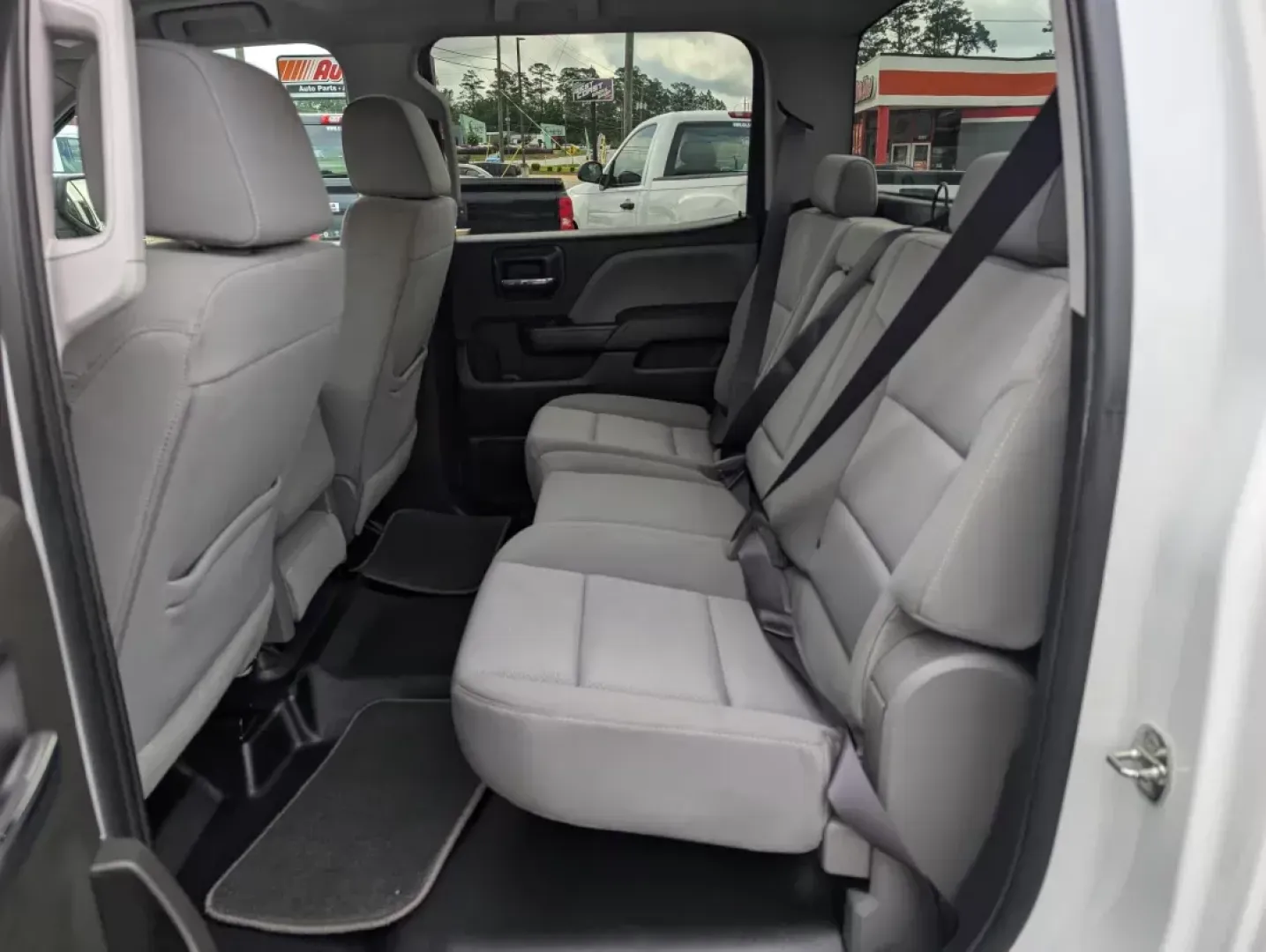 2017 /Dark Ash with Jet Black Interior Accents Chevrolet Silverado 1500 LS (3GCPCNEC5HG) with an Gas V8 5.3L/325 engine, 6-Speed Automatic transmission, located at 3959 U.S. 80 W, Phenix City, AL, 36870, (334) 297-4885, 32.469296, -85.135185 - 2017 Chevrolet Silverado 1500 LS - Photo#11