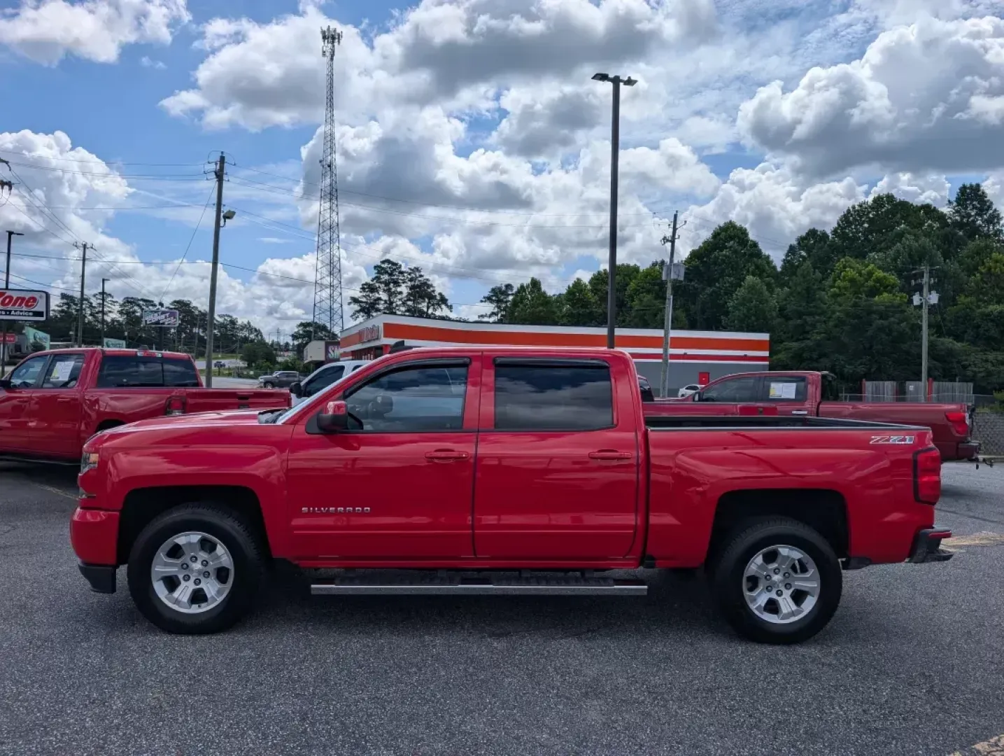 2017 /Jet Black Chevrolet Silverado 1500 LT (3GCUKREC8HG) with an Other engine, located at 3959 U.S. 80 W, Phenix City, AL, 36870, (334) 297-4885, 32.469296, -85.135185 - **Adventure Awaits with the 2017 Chevrolet Silverado 1500 LT! Perfect for Life's Journeys!**<br /> <br /> Are you ready to elevate your driving experience? Whether you're hauling gear for a weekend camping trip, commuting to work in comfort, or need a reliable truck for daily errands, the 2017 Chevr - Photo#6