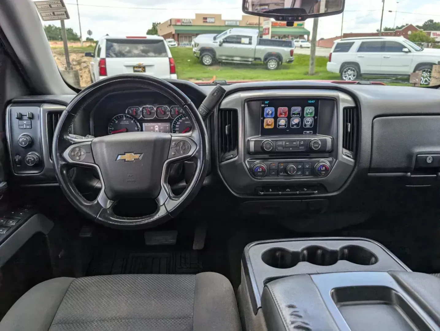 2017 /Jet Black Chevrolet Silverado 1500 LT (3GCUKREC8HG) with an Other engine, located at 3959 U.S. 80 W, Phenix City, AL, 36870, (334) 297-4885, 32.469296, -85.135185 - **Adventure Awaits with the 2017 Chevrolet Silverado 1500 LT! Perfect for Life's Journeys!**<br /> <br /> Are you ready to elevate your driving experience? Whether you're hauling gear for a weekend camping trip, commuting to work in comfort, or need a reliable truck for daily errands, the 2017 Chevr - Photo#10