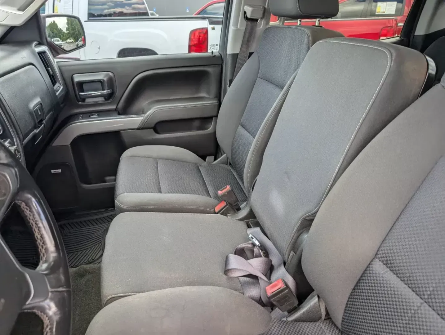 2017 /Jet Black Chevrolet Silverado 1500 LT (3GCUKREC8HG) with an Other engine, located at 3959 U.S. 80 W, Phenix City, AL, 36870, (334) 297-4885, 32.469296, -85.135185 - **Adventure Awaits with the 2017 Chevrolet Silverado 1500 LT! Perfect for Life's Journeys!**<br /> <br /> Are you ready to elevate your driving experience? Whether you're hauling gear for a weekend camping trip, commuting to work in comfort, or need a reliable truck for daily errands, the 2017 Chevr - Photo#11