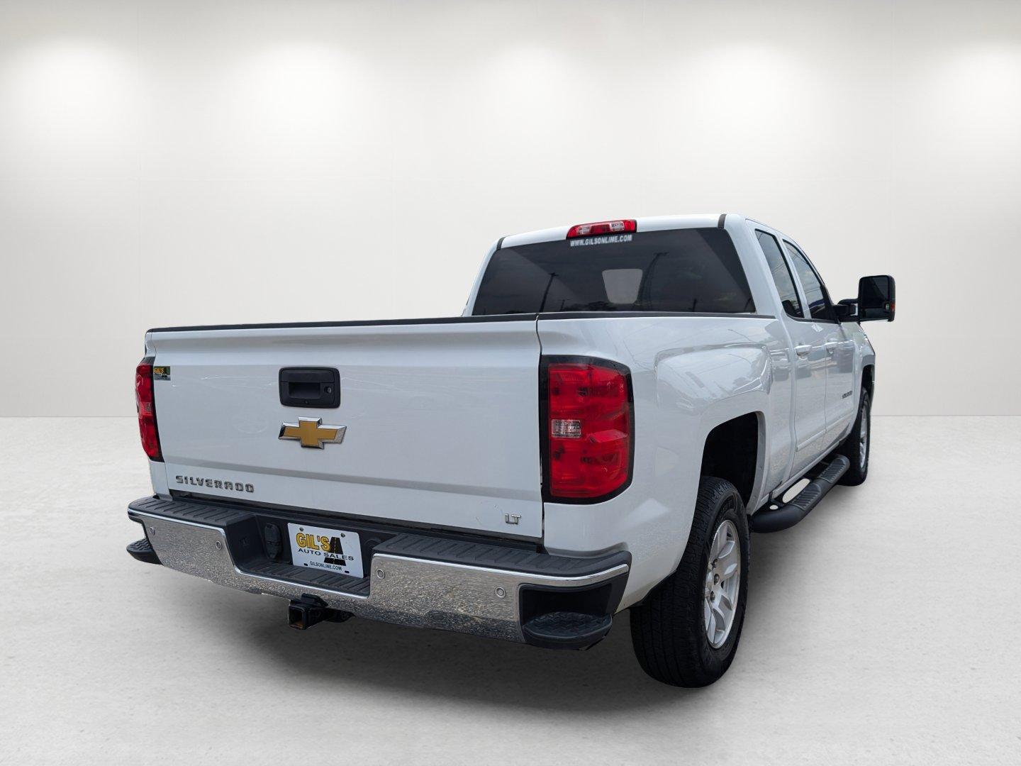 2017 /Cocoa/Dune Chevrolet Silverado 1500 LT (1GCRCRECXHZ) with an Gas/Ethanol V8 5.3L/325 engine, 6-Speed Automatic transmission, located at 3959 U.S. 80 W, Phenix City, AL, 36870, (334) 297-4885, 32.469296, -85.135185 - 2017 Chevrolet Silverado 1500 LT - Photo#4